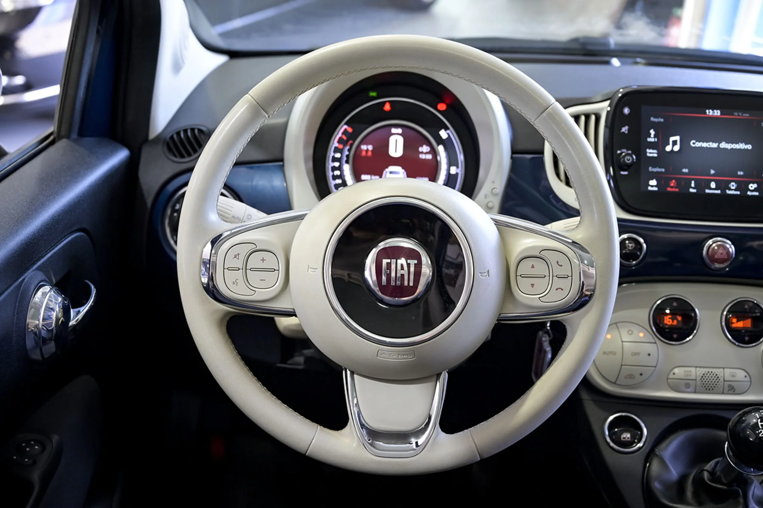 Fiat 500 Dolcevita 1.0 Hybrid 51KW 70 CV - Foto 24