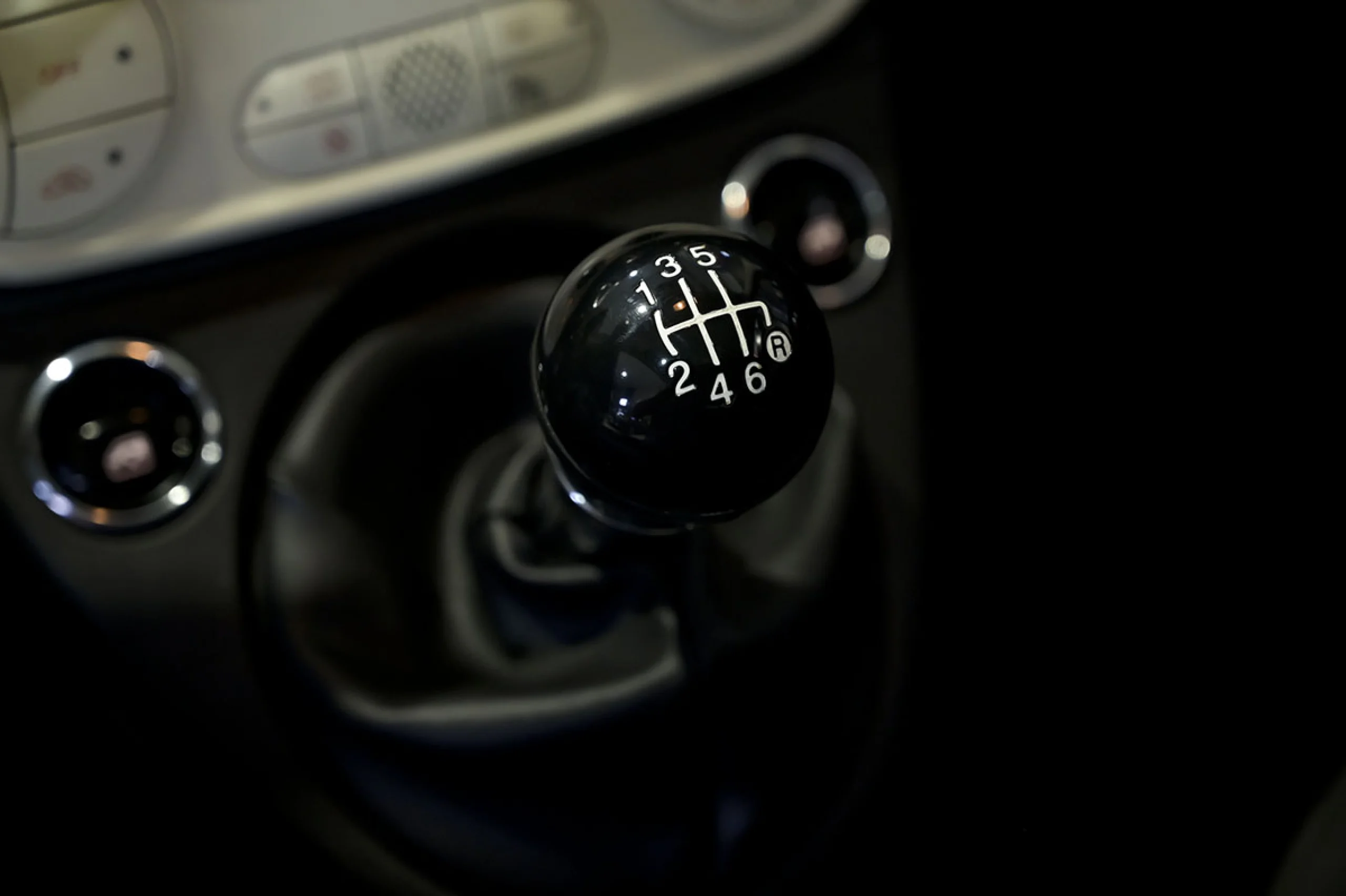 Fiat 500 Dolcevita 1.0 Hybrid 51KW 70 CV - Foto 29