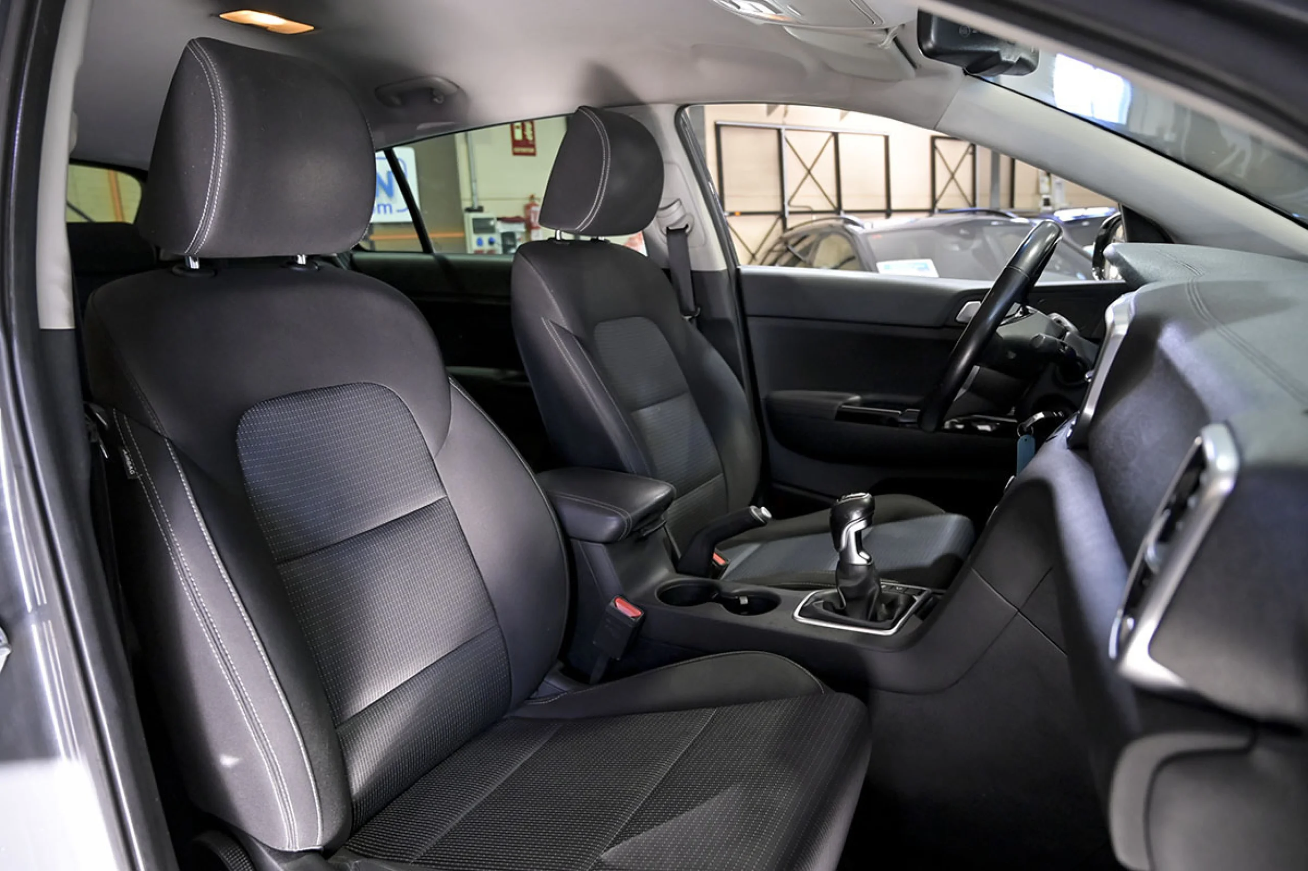 Kia Sportage 1.6 MHEV Drive 85kW 115CV 4x2 - Foto 29