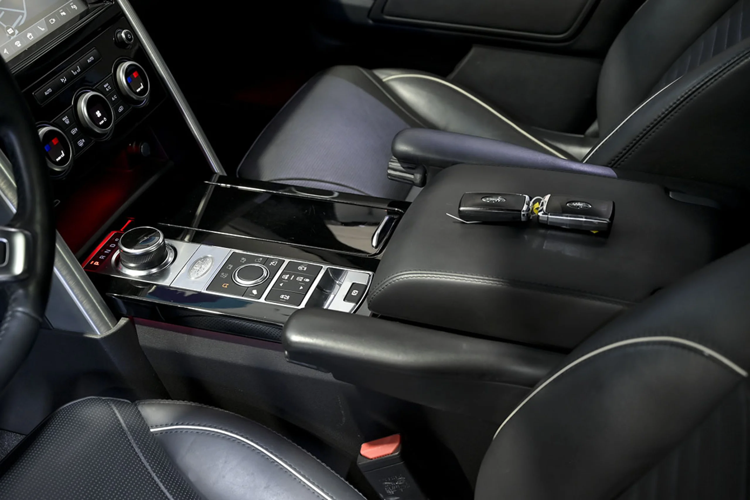 Land Rover Discovery 3.0 SDV6 225kW 306CV HSE Luxury Auto - Foto 31