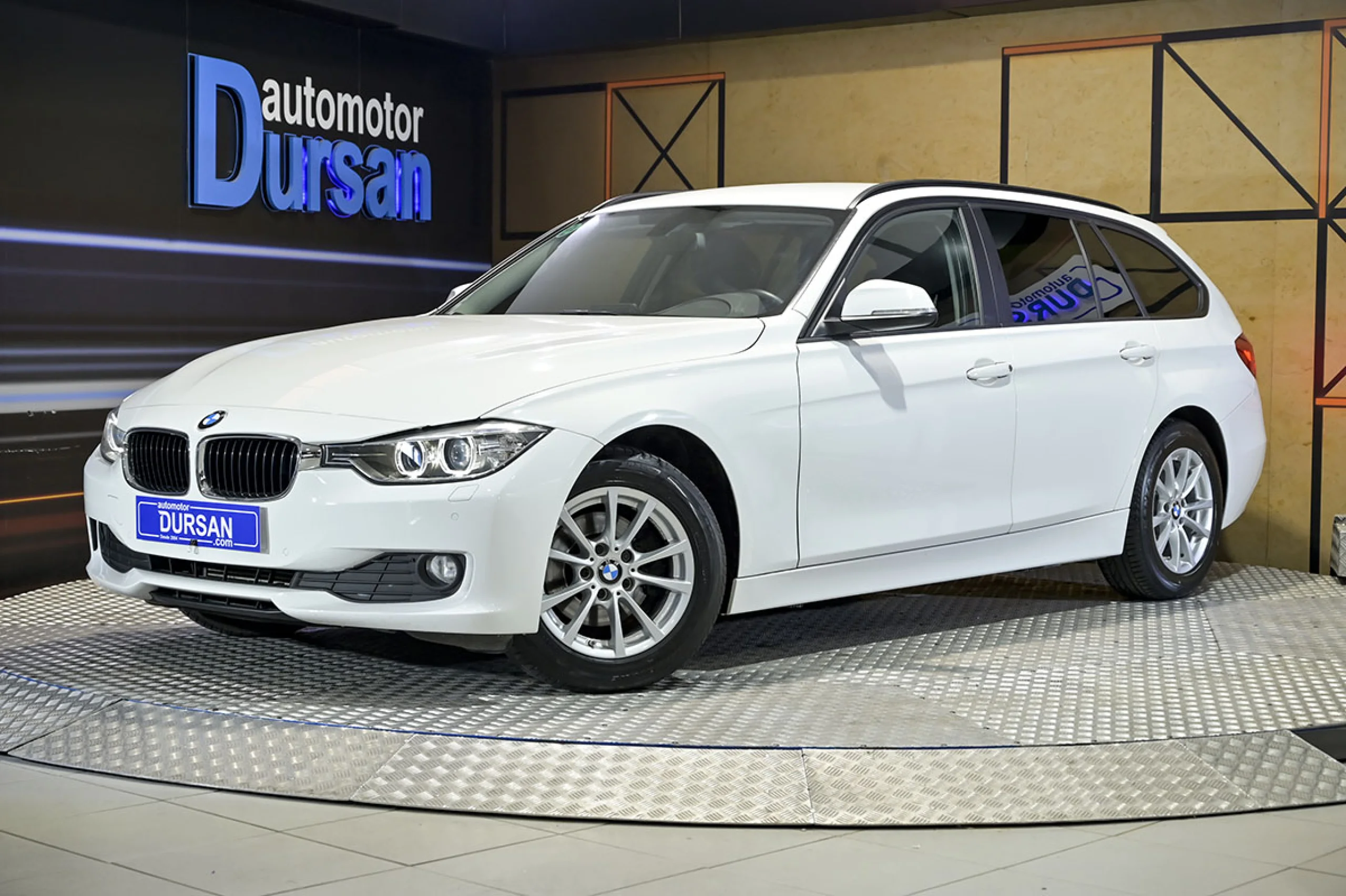 BMW 318 Serie 3 318d Touring - Foto 1