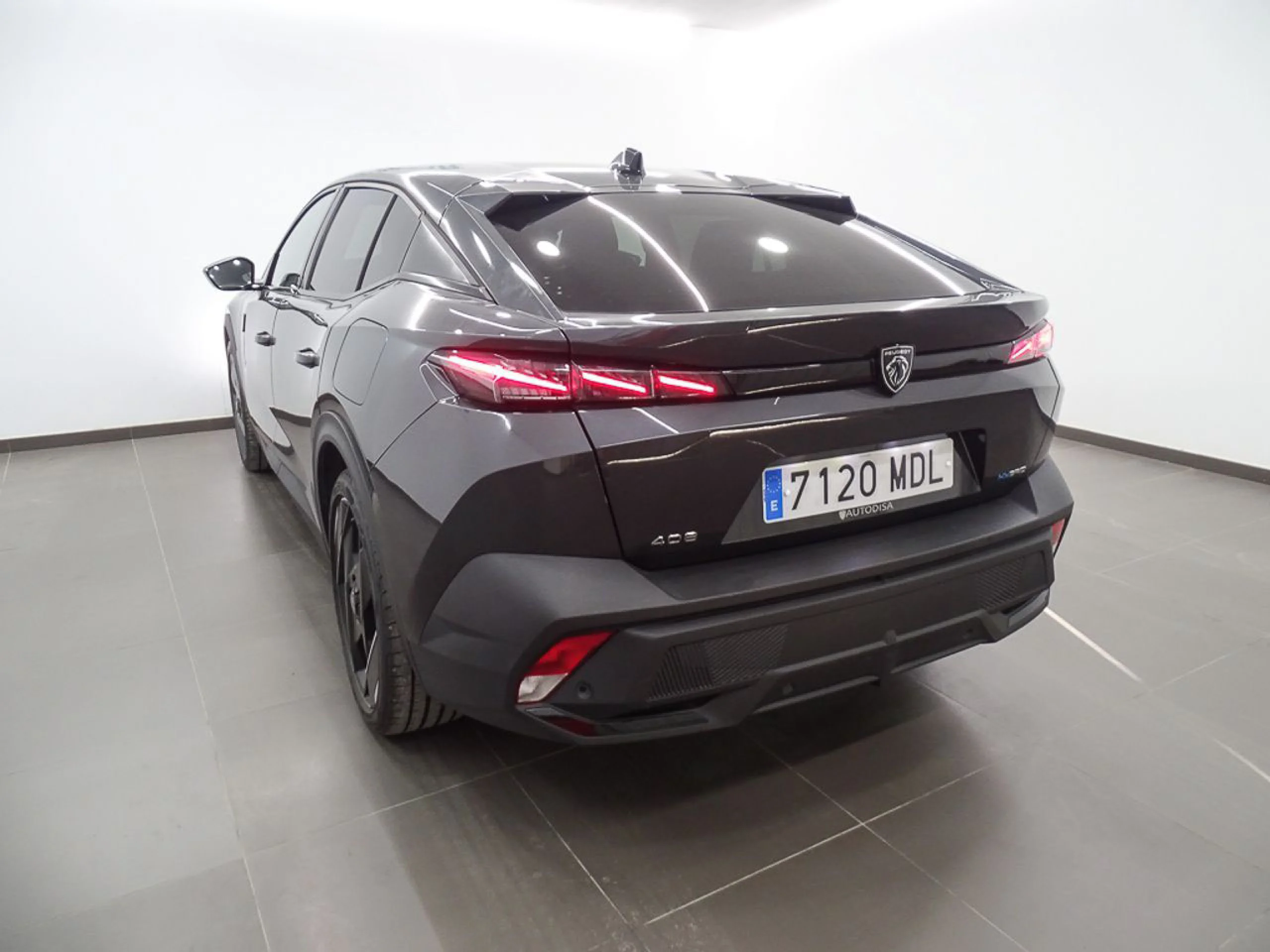 Peugeot 408 408 GT PHEV 225 eEAT8 - Foto 4