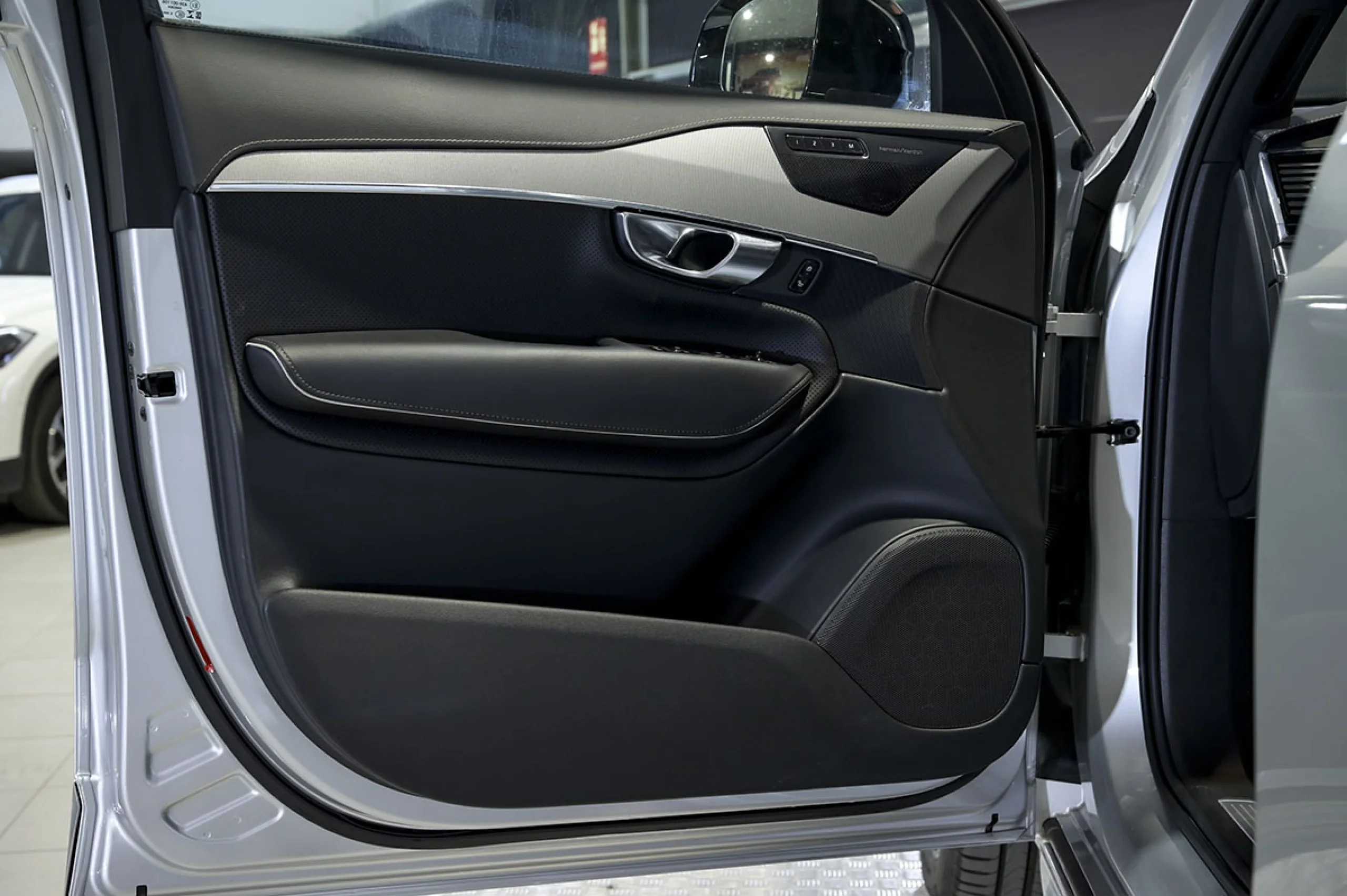 Volvo XC 90 XC90 2.0 B5 D AWD RDesign Auto - Foto 24