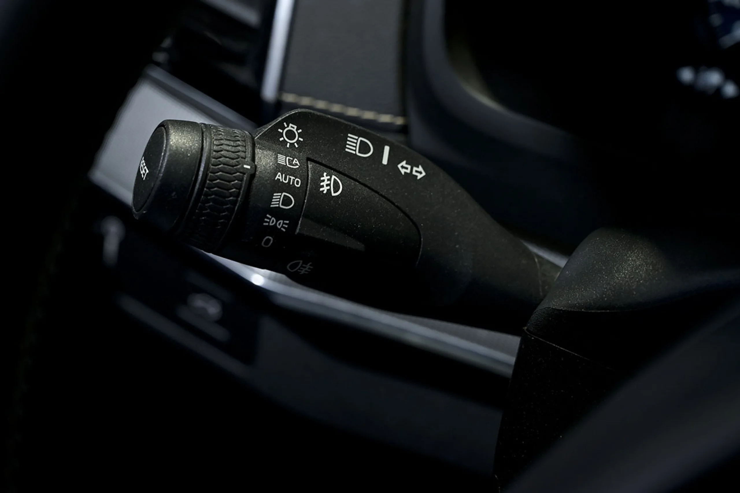 Volvo XC 90 XC90 2.0 B5 D AWD RDesign Auto - Foto 28