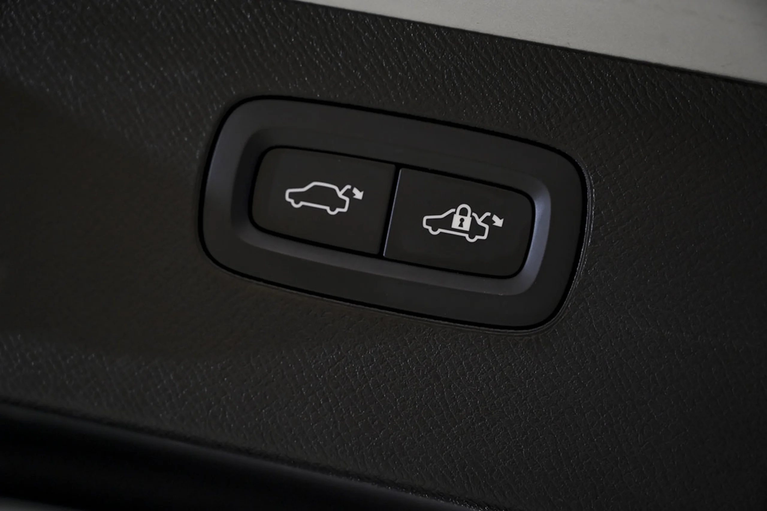 Volvo XC 90 XC90 2.0 B5 D AWD RDesign Auto - Foto 39