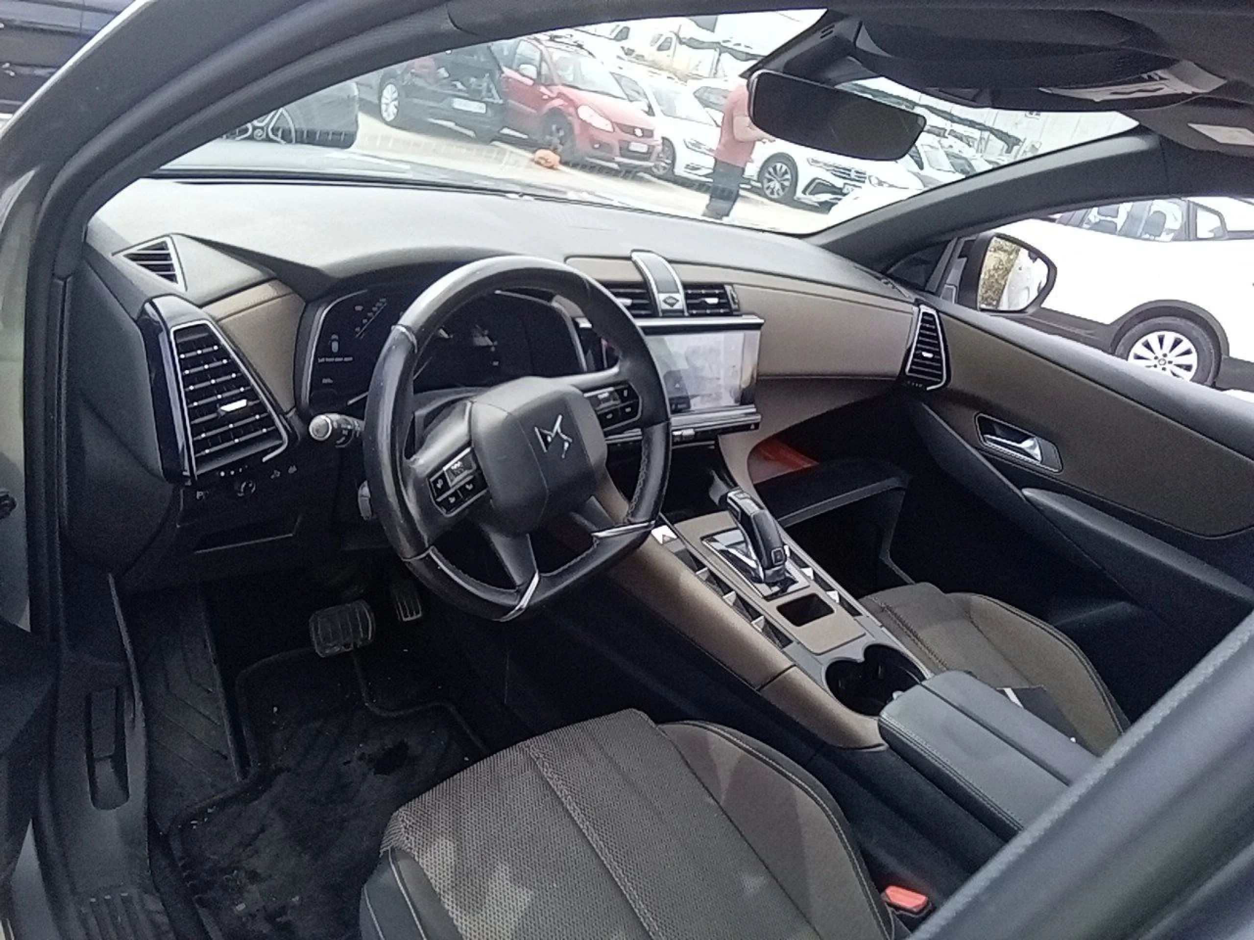 DS DS7 Crossback DS 7 CROSSBACK BlueHDi DE 96kW (130CV) AT Bastille + - Foto 7