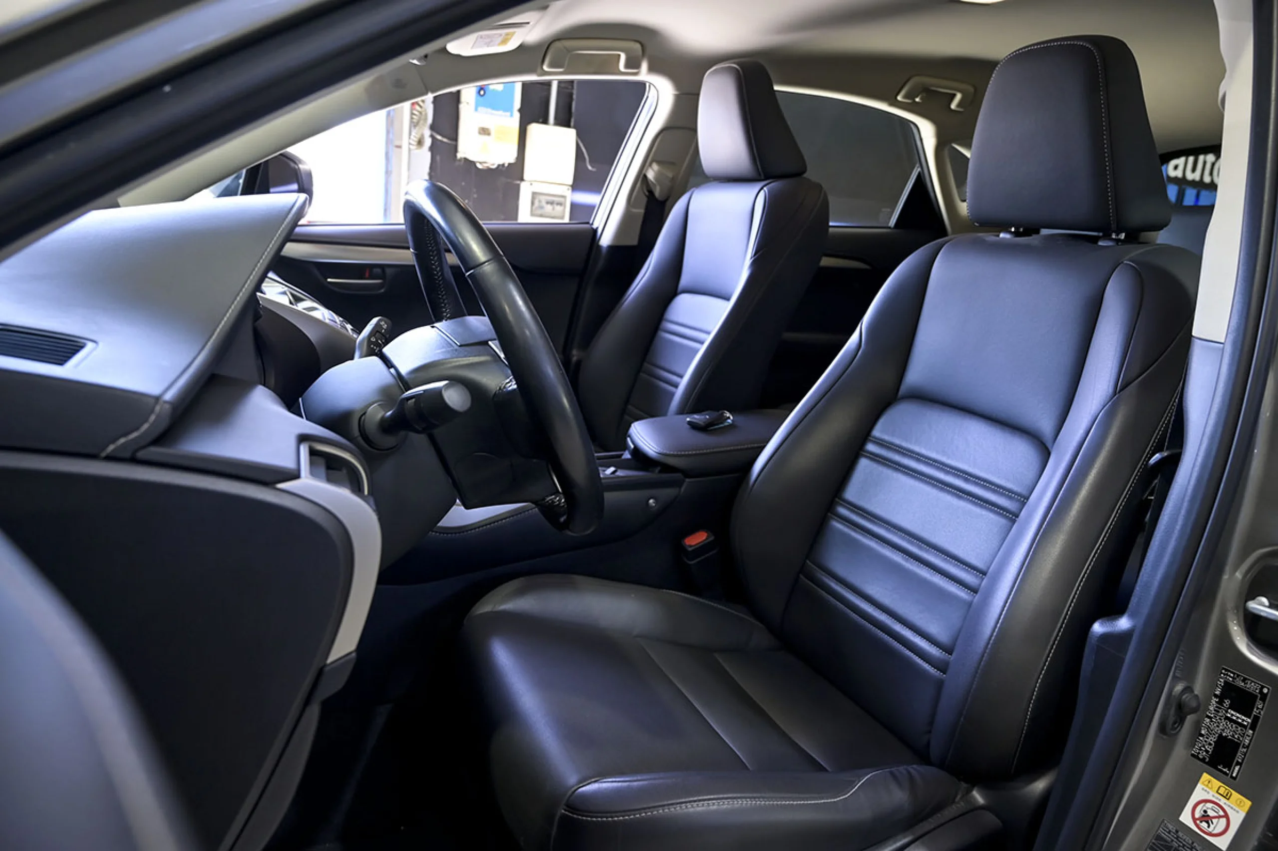 Lexus NX 300h NX 2.5 300h Luxury 4WD - Foto 23