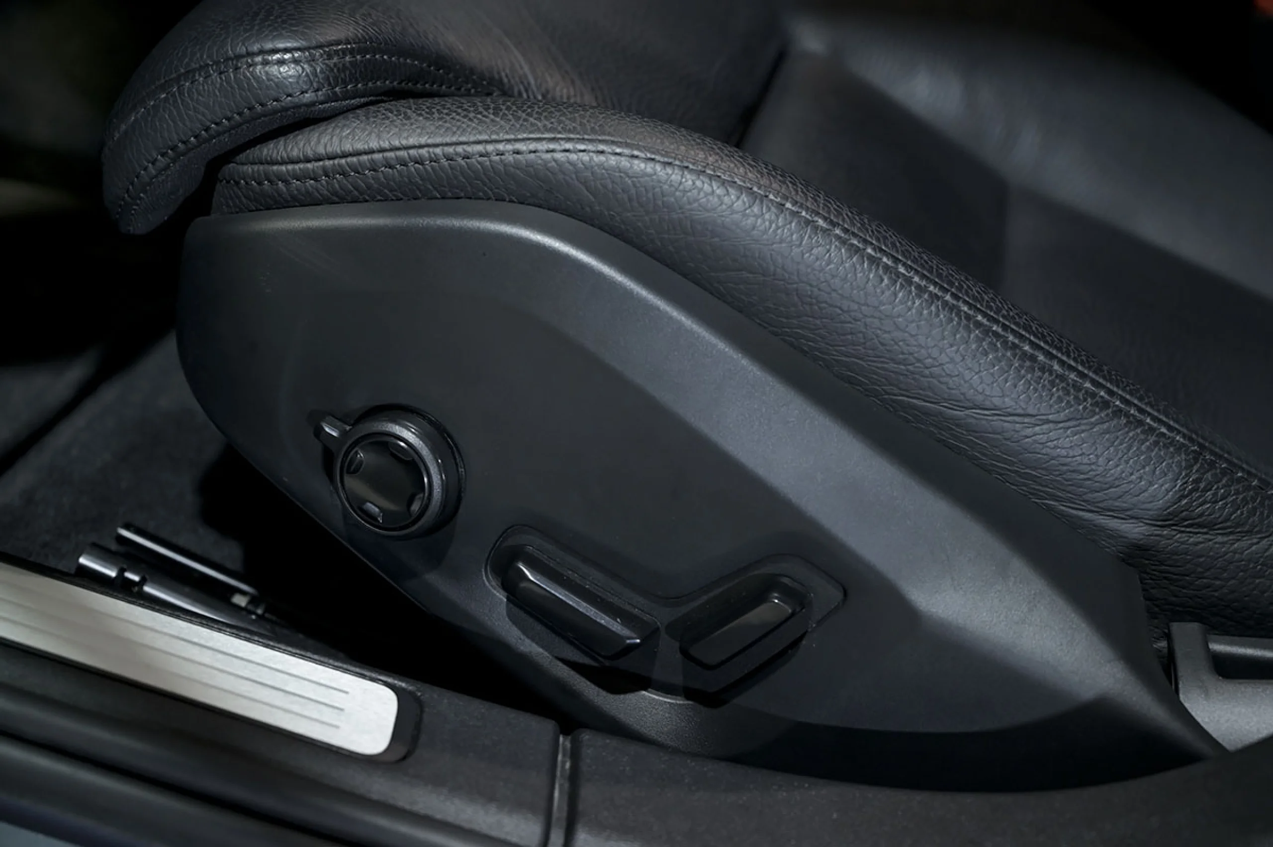 Volvo V60 2.0 B4 D Plus Dark Auto - Foto 24