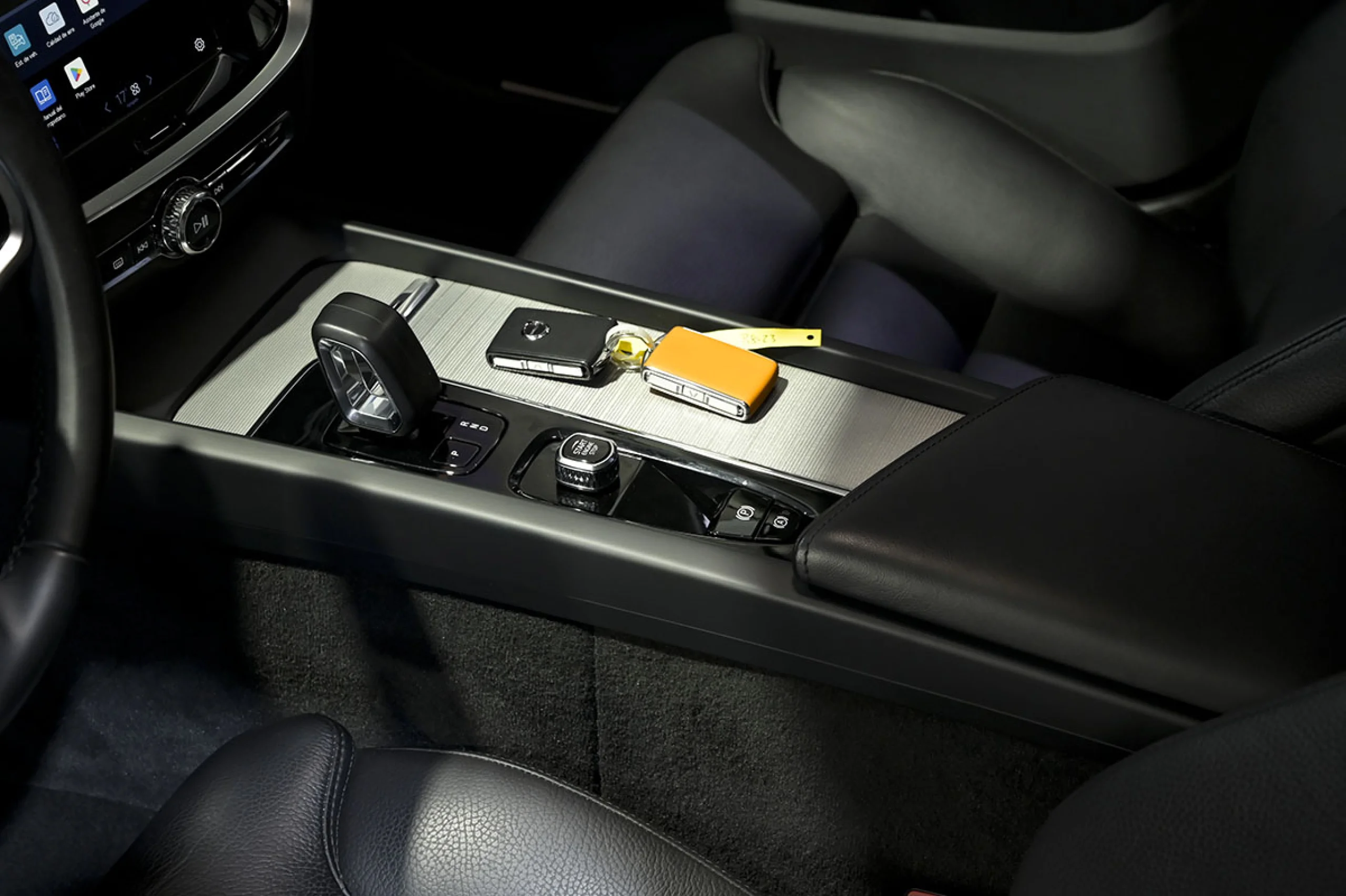 Volvo V60 2.0 B4 D Plus Dark Auto - Foto 30