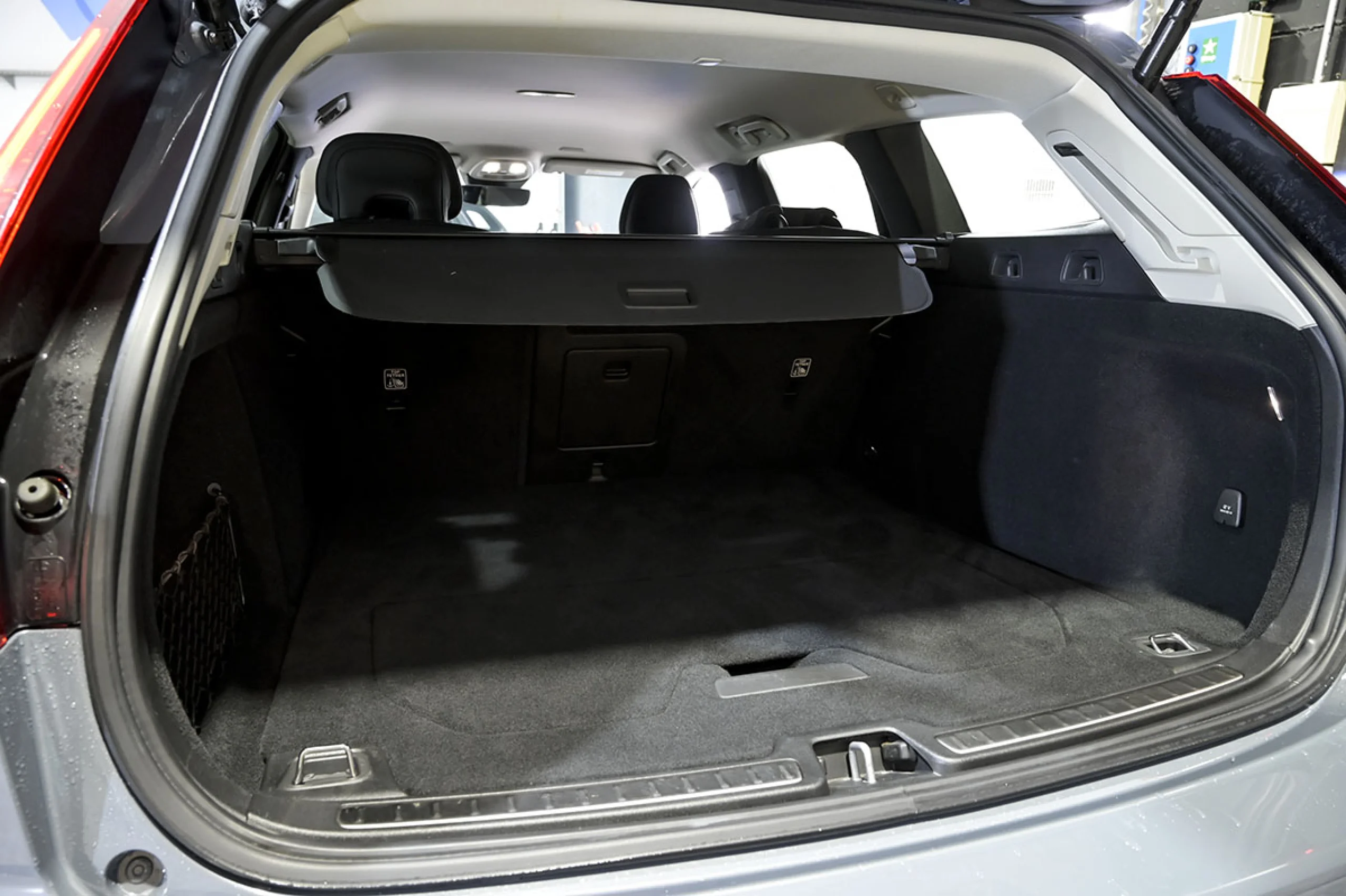 Volvo V60 2.0 B4 D Plus Dark Auto - Foto 13