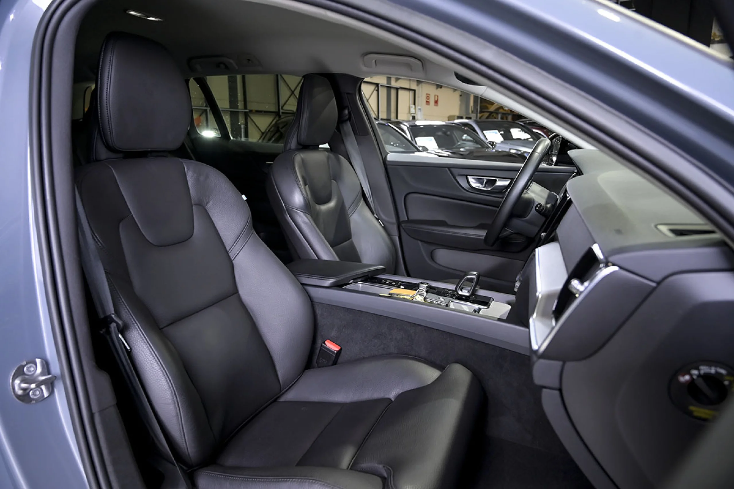 Volvo V60 2.0 B4 D Plus Dark Auto - Foto 31