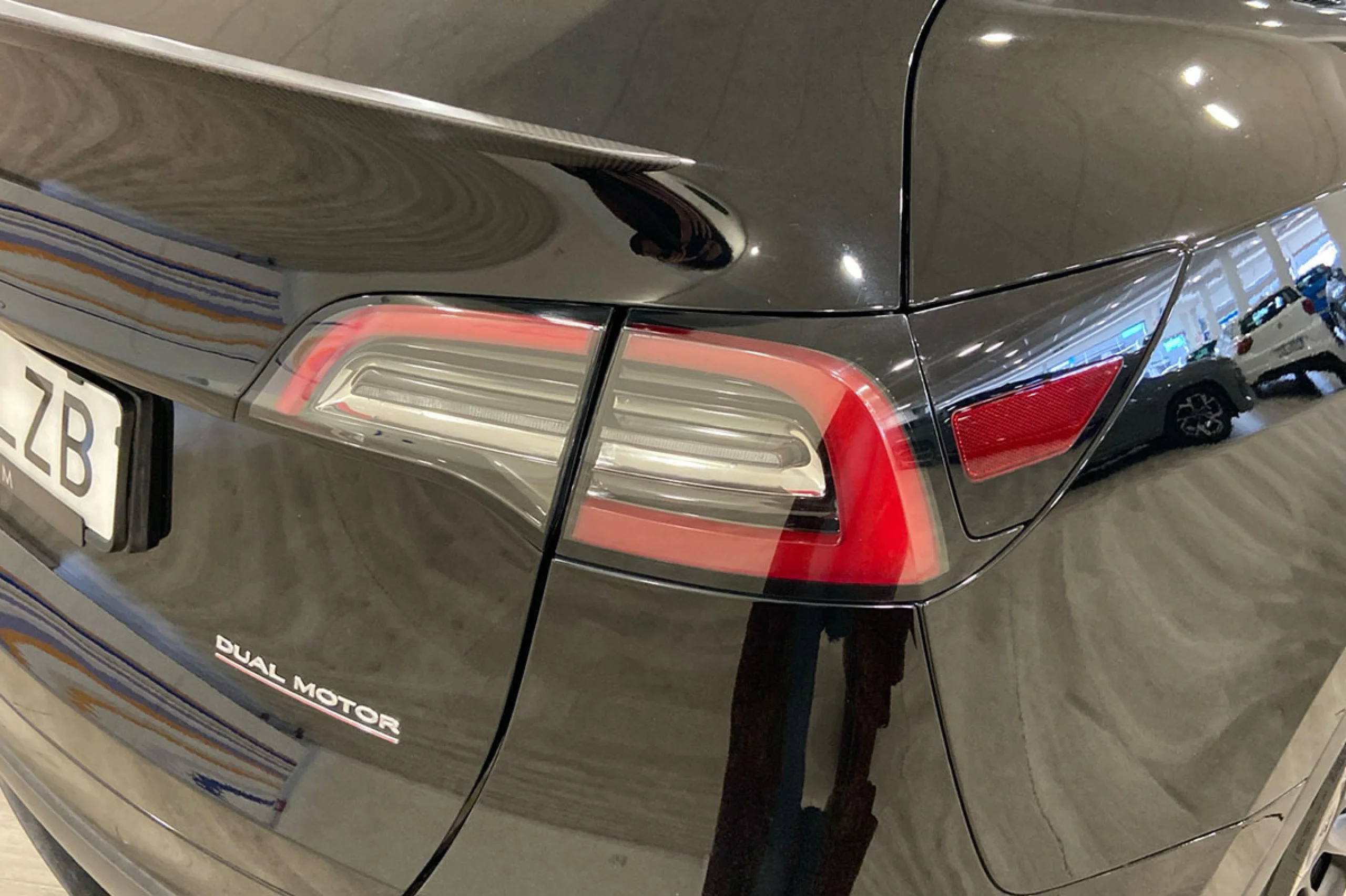 TESLA Model Y Performance 4WD - Foto 21