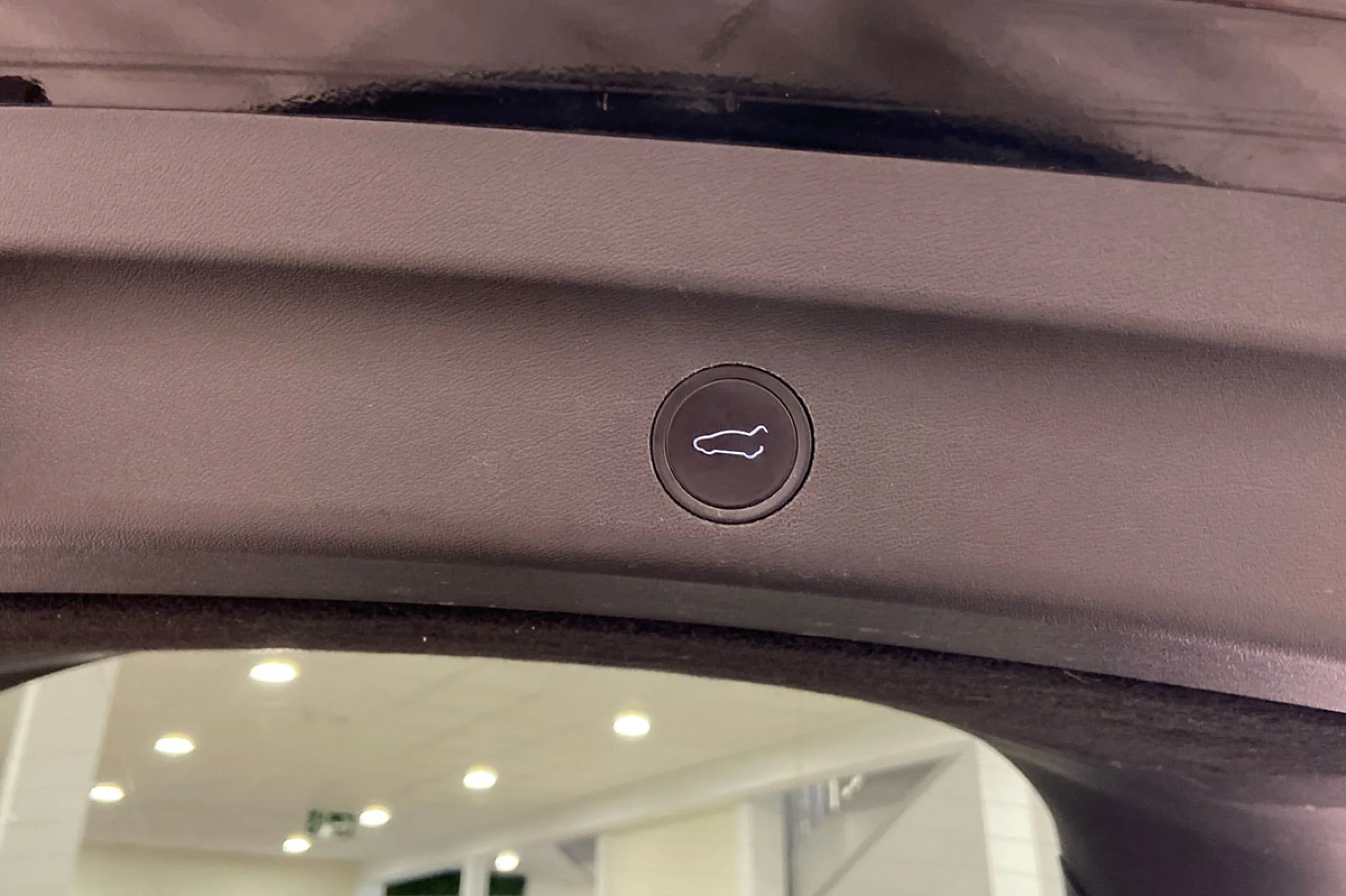 TESLA Model Y Performance 4WD - Foto 28