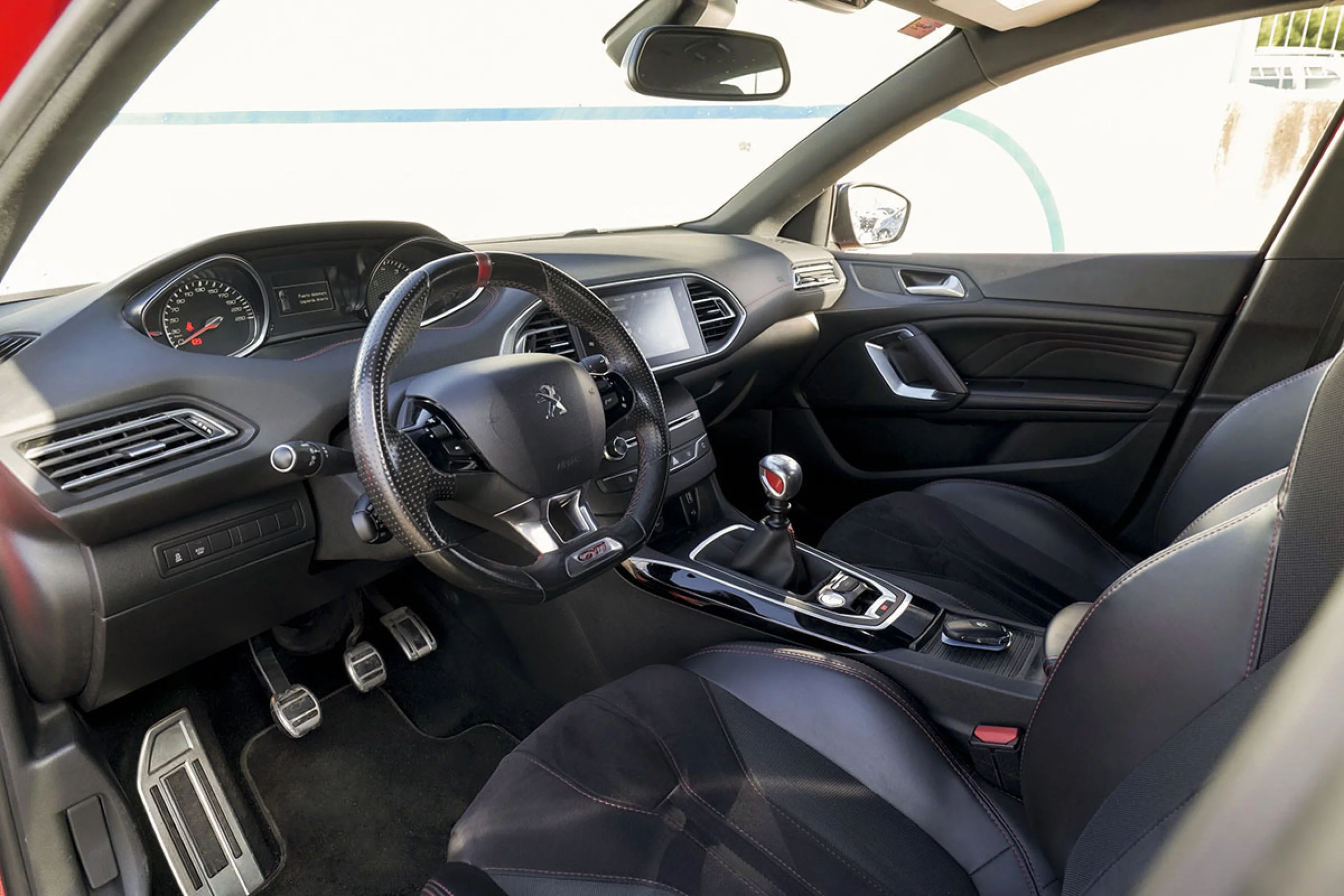 Peugeot 308 GTi 184KW 250CV - Foto 4