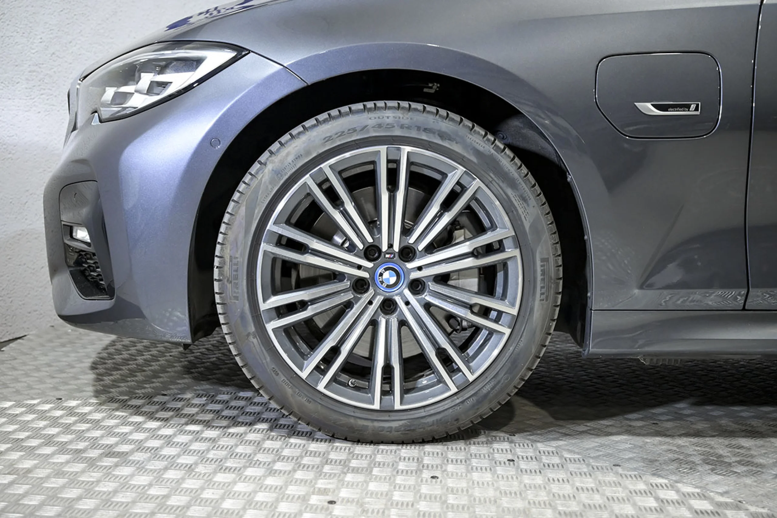 BMW 330 Serie 3 330e - Foto 11