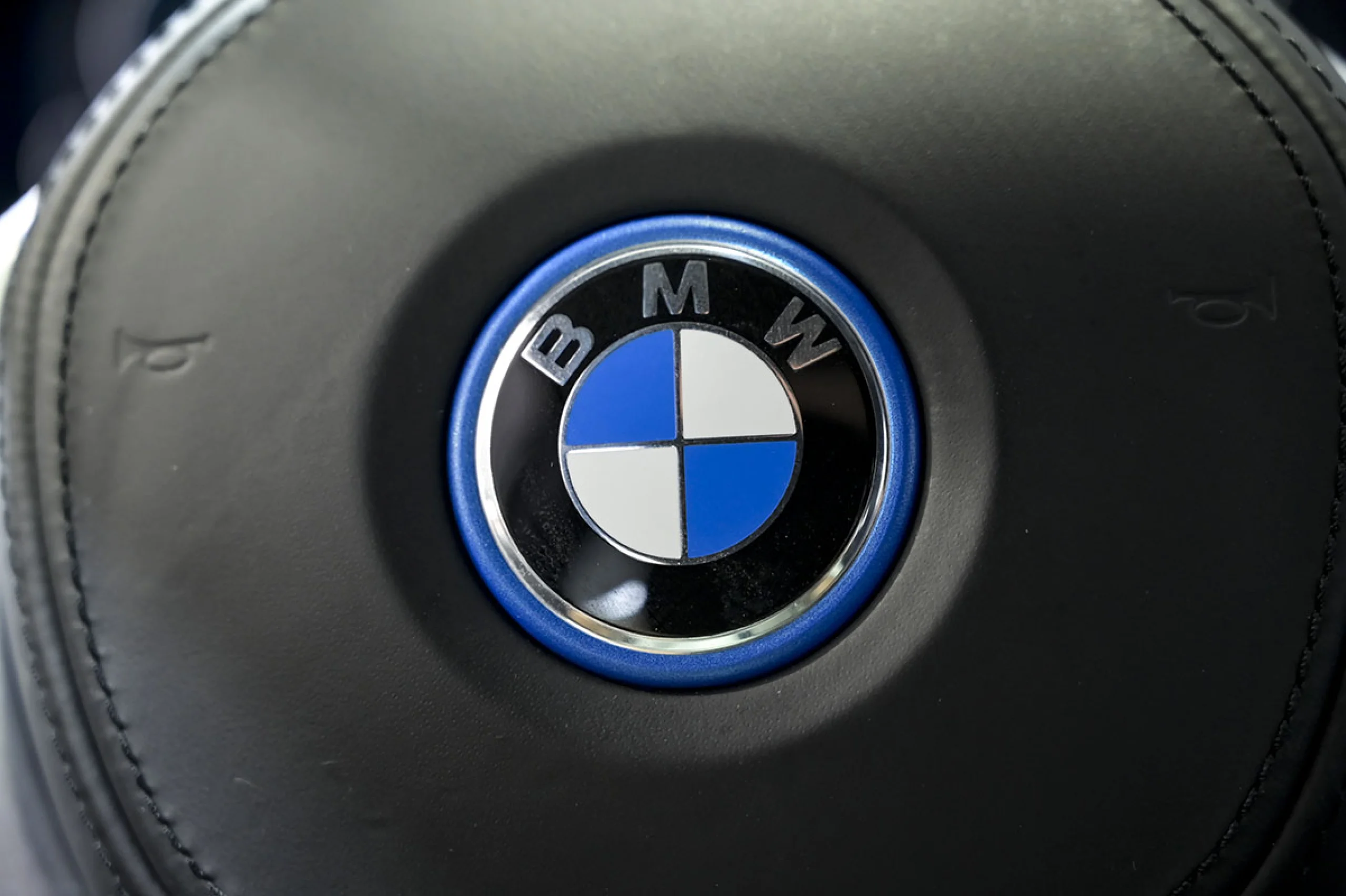 BMW 330 Serie 3 330e - Foto 24