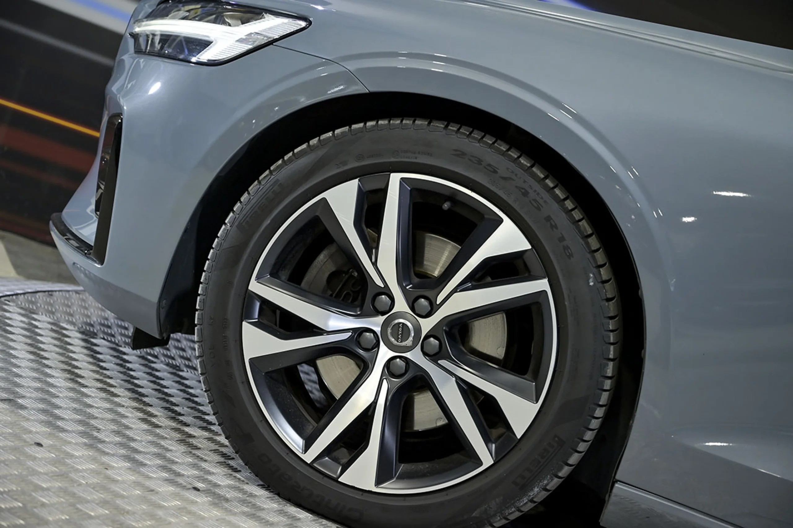 Volvo V60 2.0 B4 D RDesign Auto - Foto 13