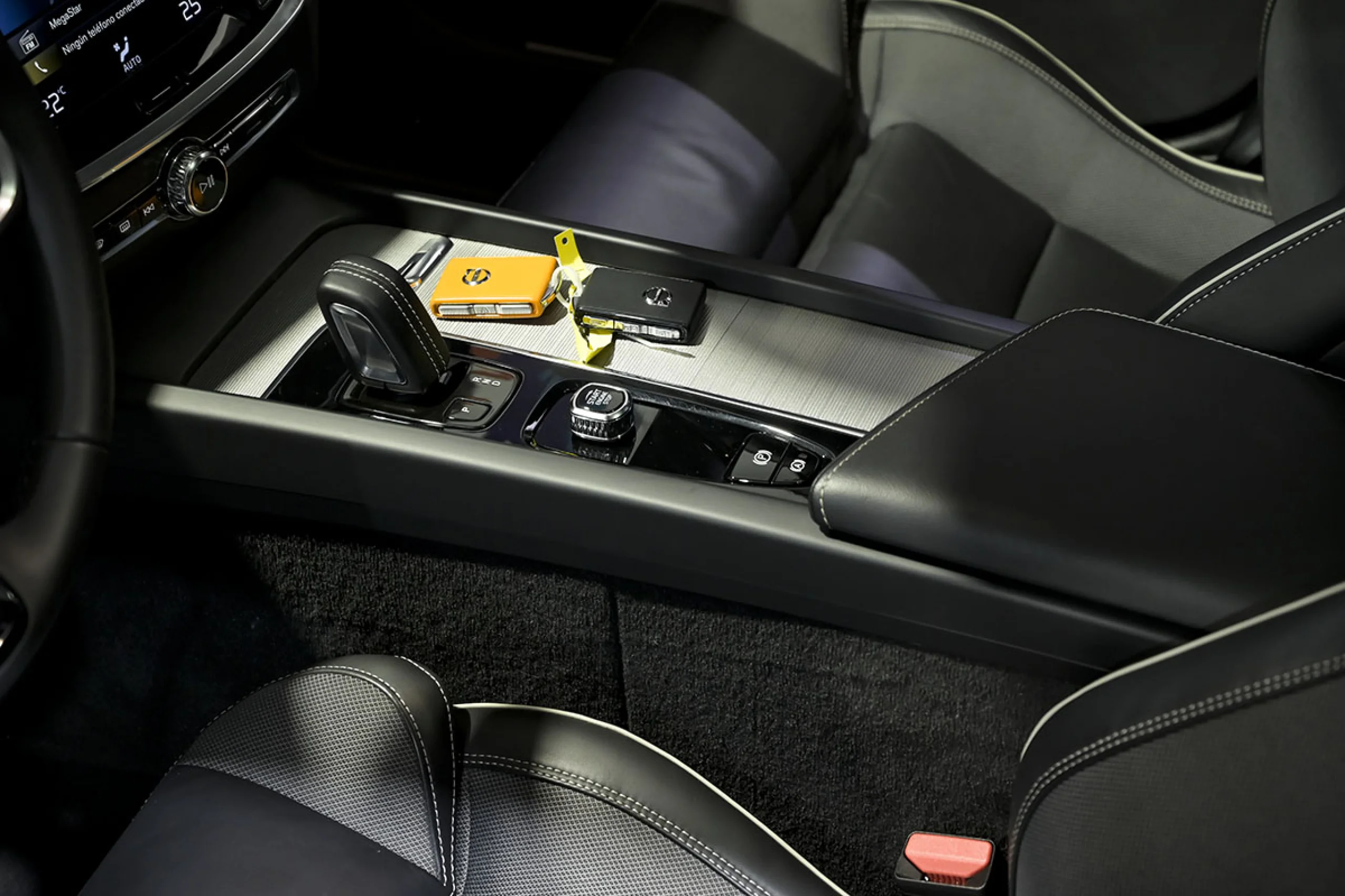 Volvo V60 2.0 B4 D RDesign Auto - Foto 27