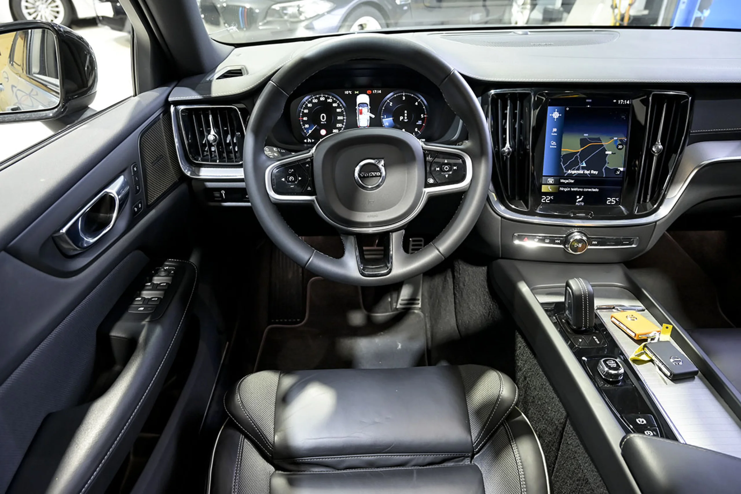 Volvo V60 2.0 B4 D RDesign Auto - Foto 30