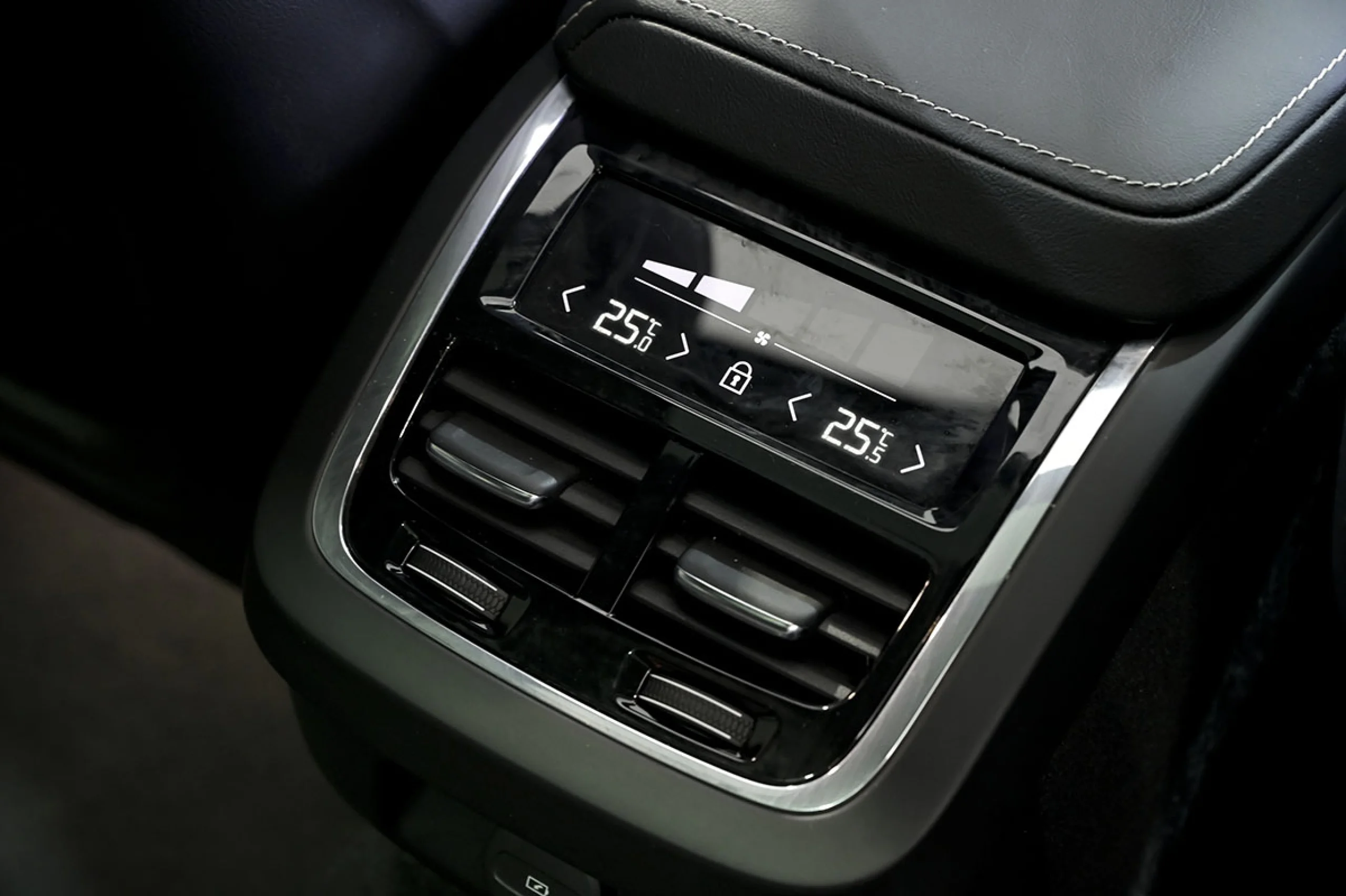 Volvo V60 2.0 B4 D RDesign Auto - Foto 33