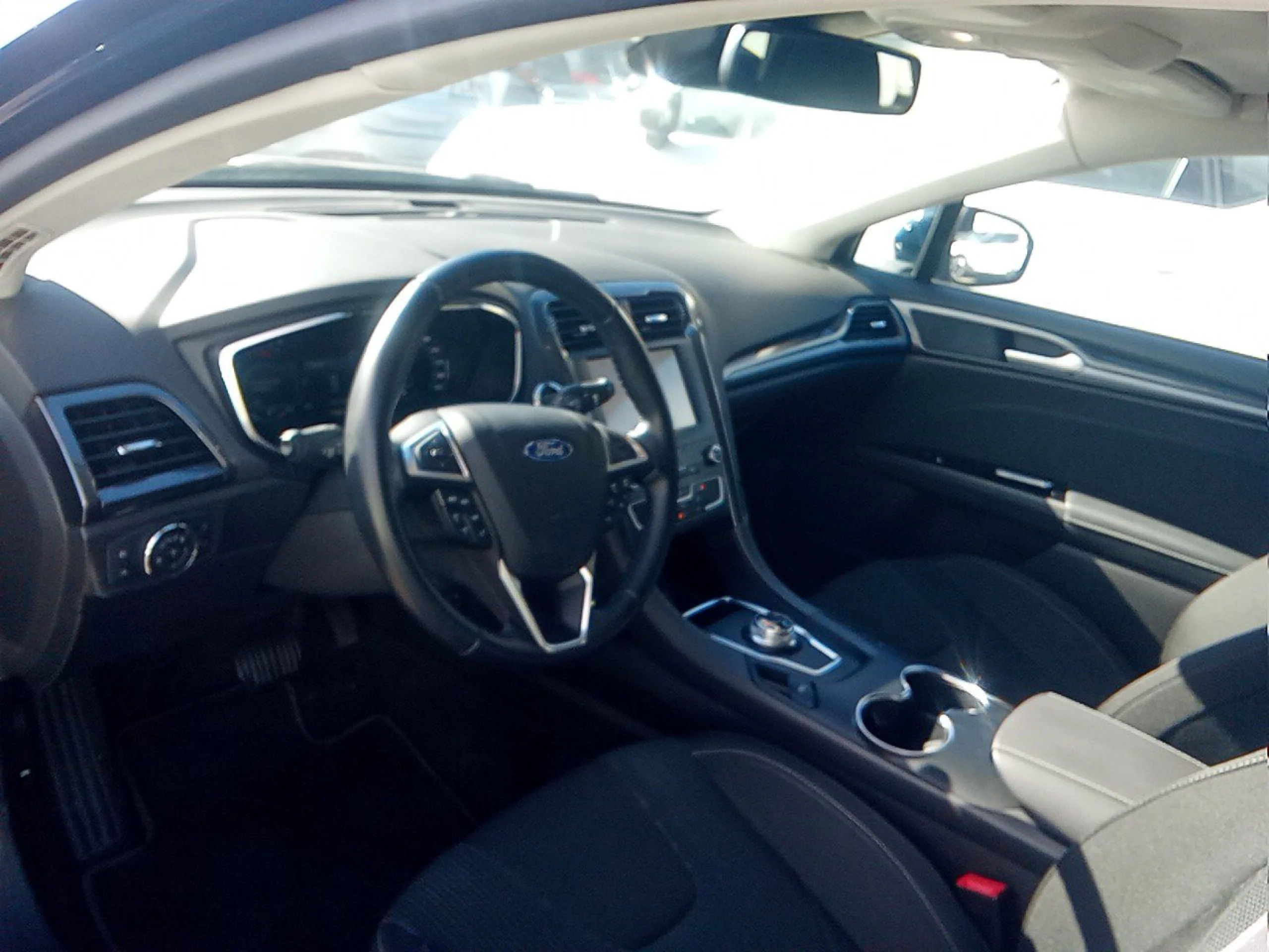 Ford Mondeo 2.0 TDCi 110kW Titanium PowShift SB - Foto 7