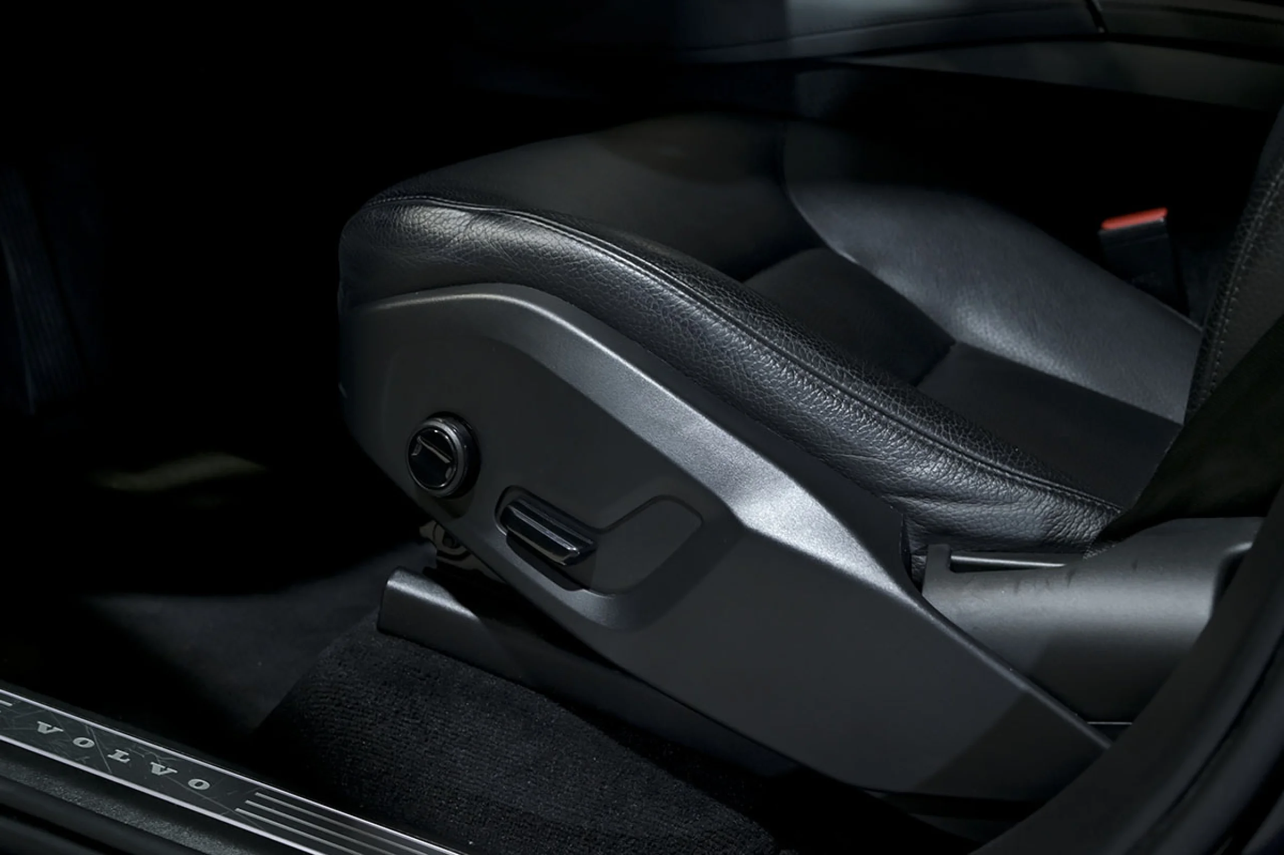 Volvo XC 90 XC90 2.0 B5 D AWD Momentum Pro Auto - Foto 20