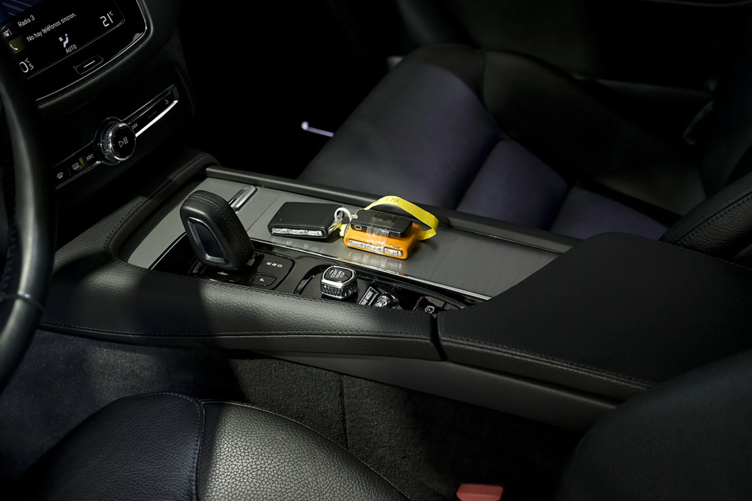 Volvo XC 90 XC90 2.0 B5 D AWD Momentum Pro Auto - Foto 40