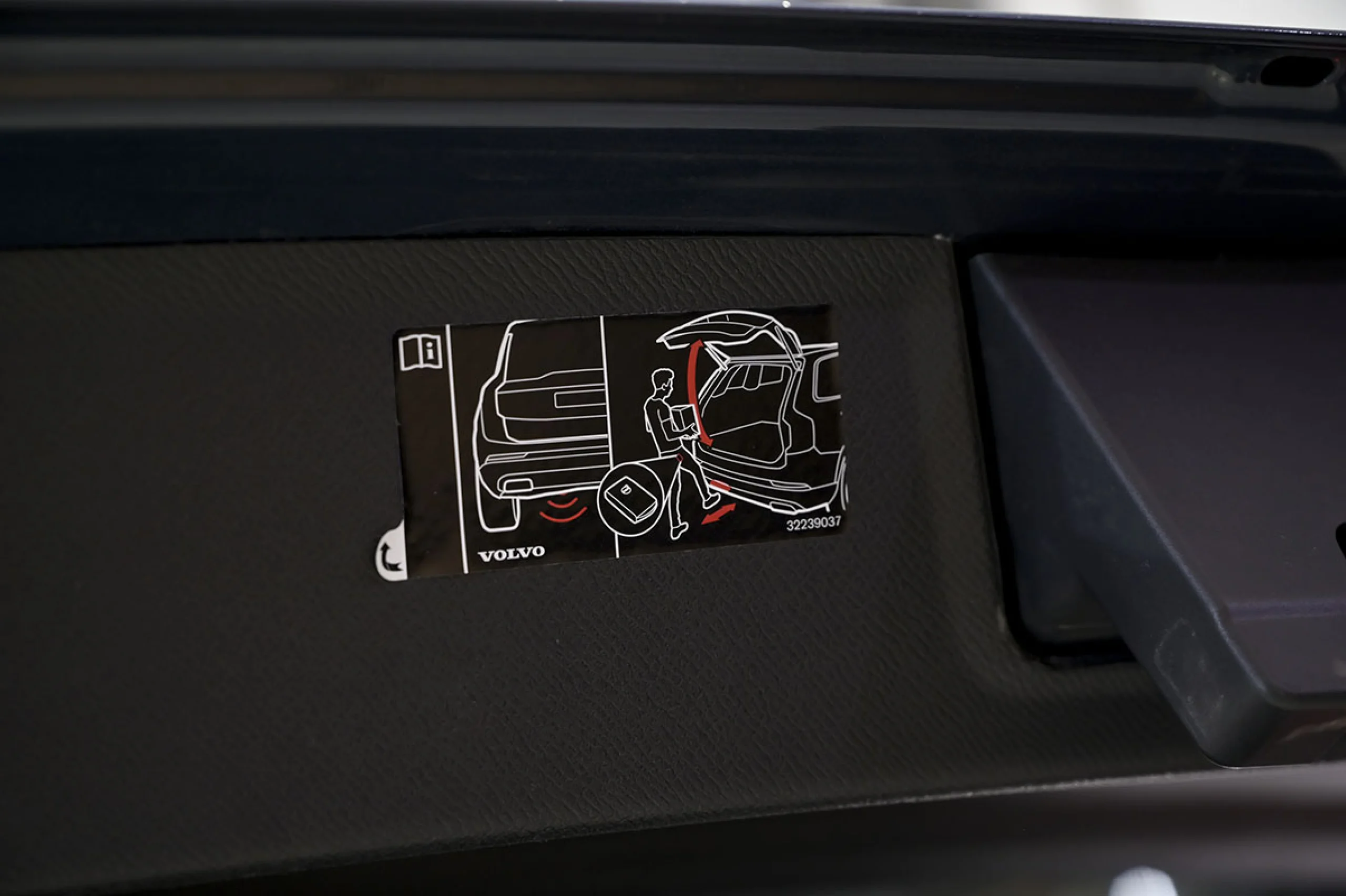 Volvo XC 90 XC90 2.0 B5 D AWD Momentum Pro Auto - Foto 17