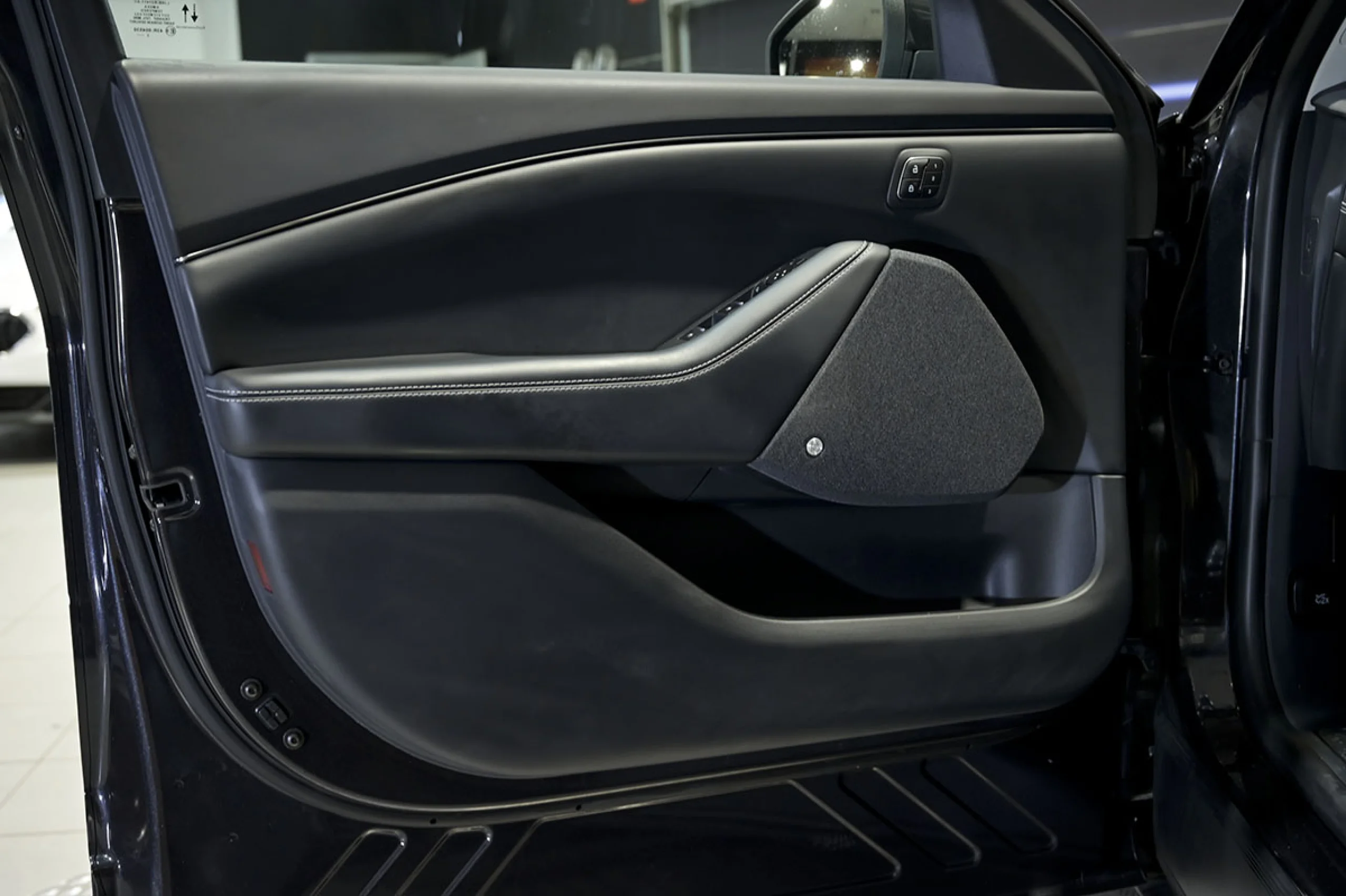 Ford MUSTANG MACH-E Premium AWD Rango Extendido 258kW - Foto 23