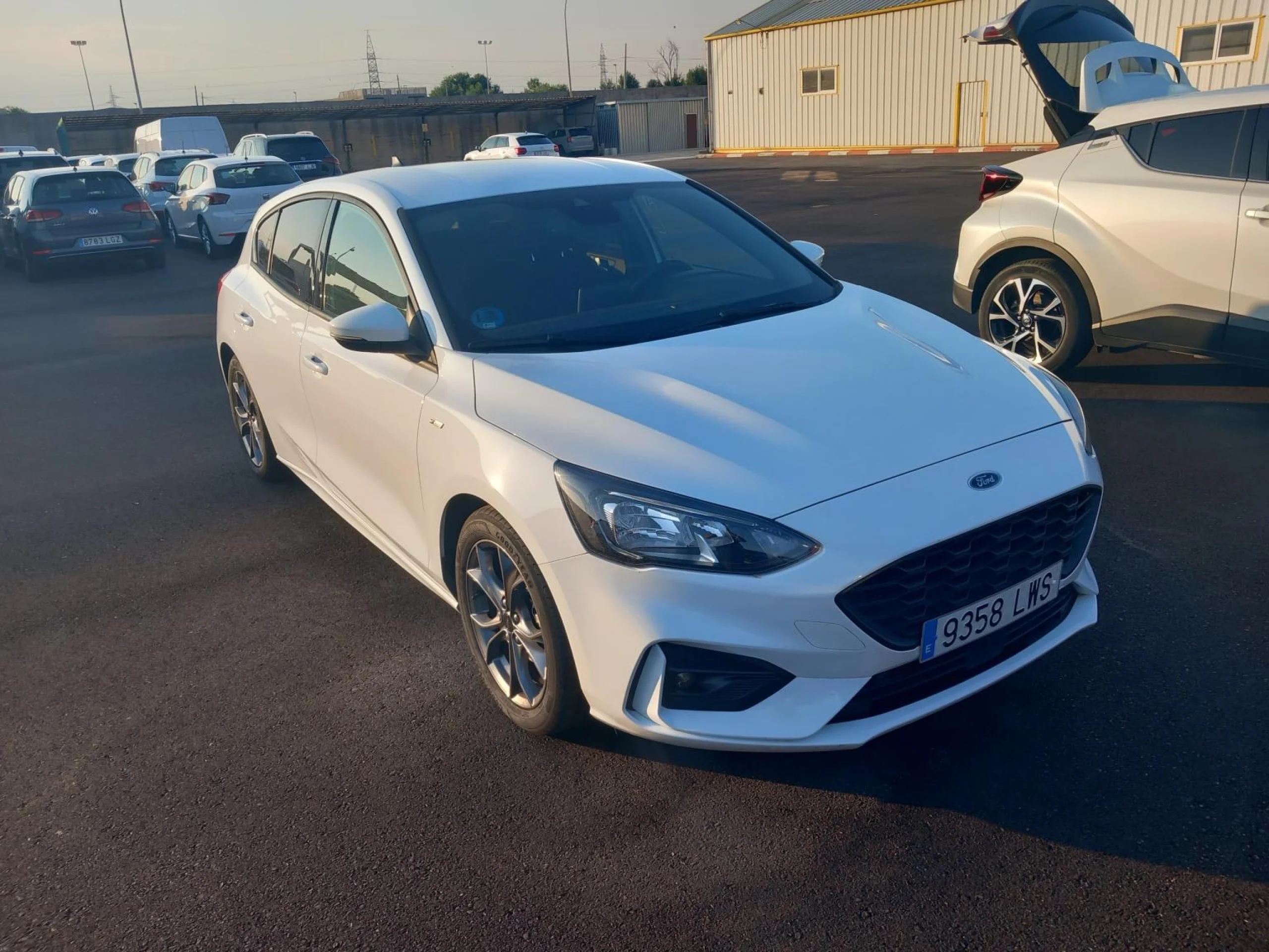 Ford Focus 1.0 Ecoboost MHEV 92kW ST-Line - Foto 4