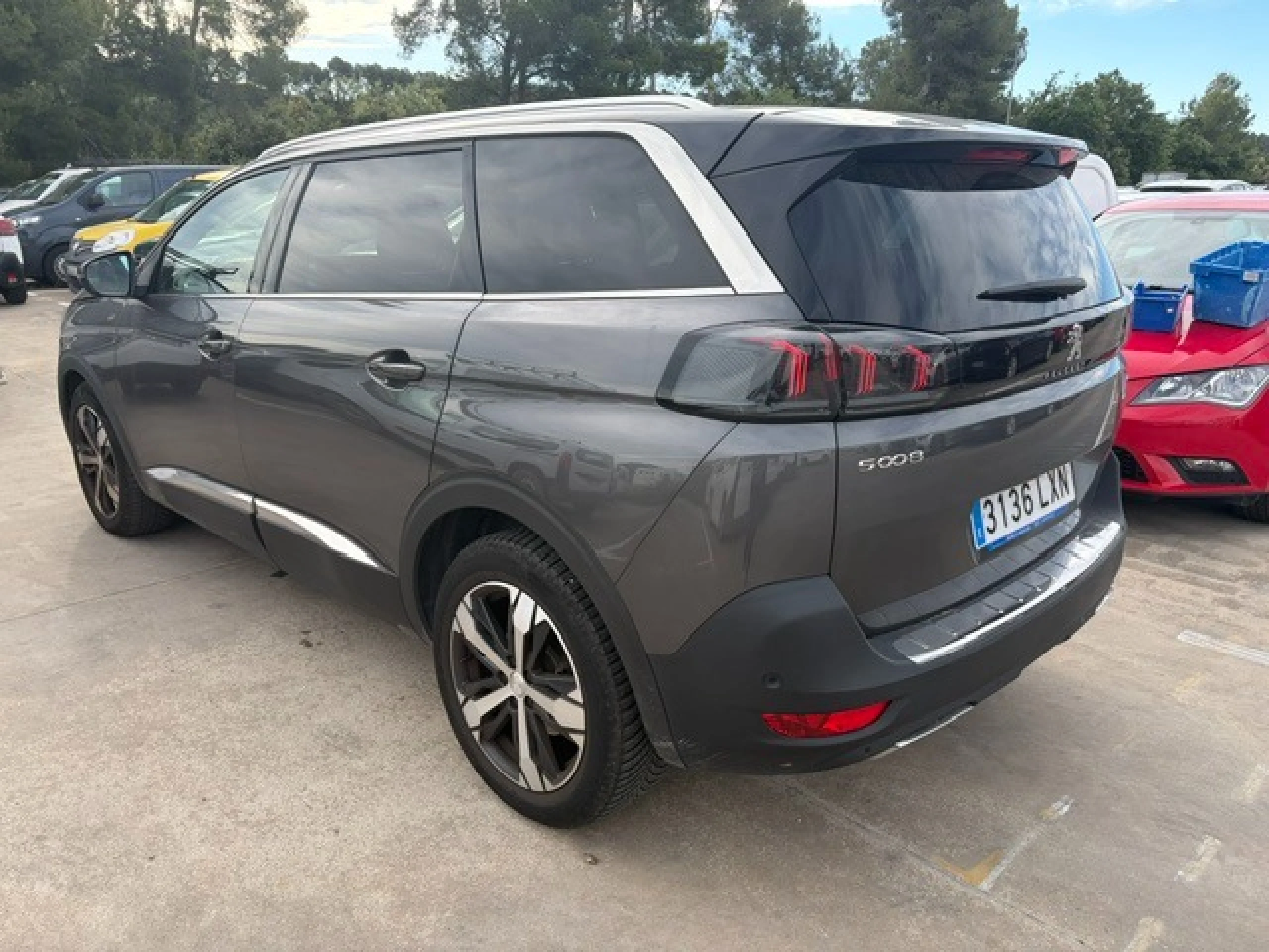Peugeot 5008 1.2 PureTech 96KW S&amp;S GT EAT8 - Foto 6