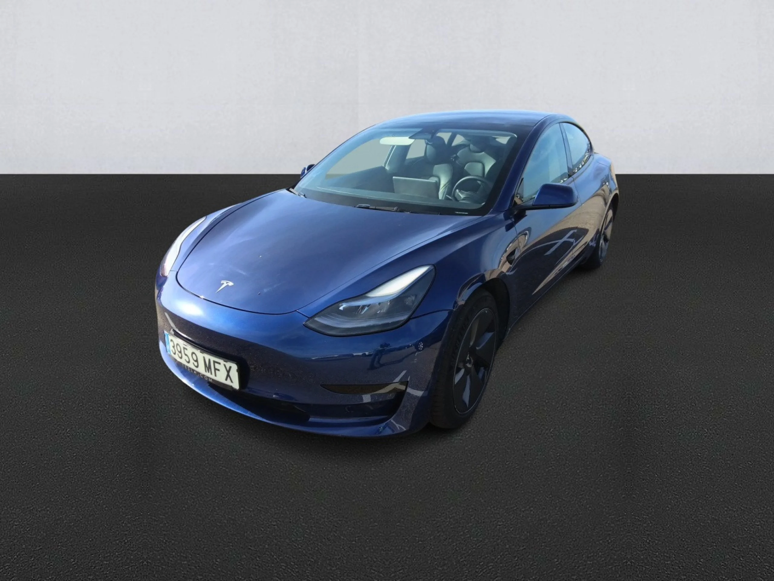 TESLA Model 3 RWD - Foto 1
