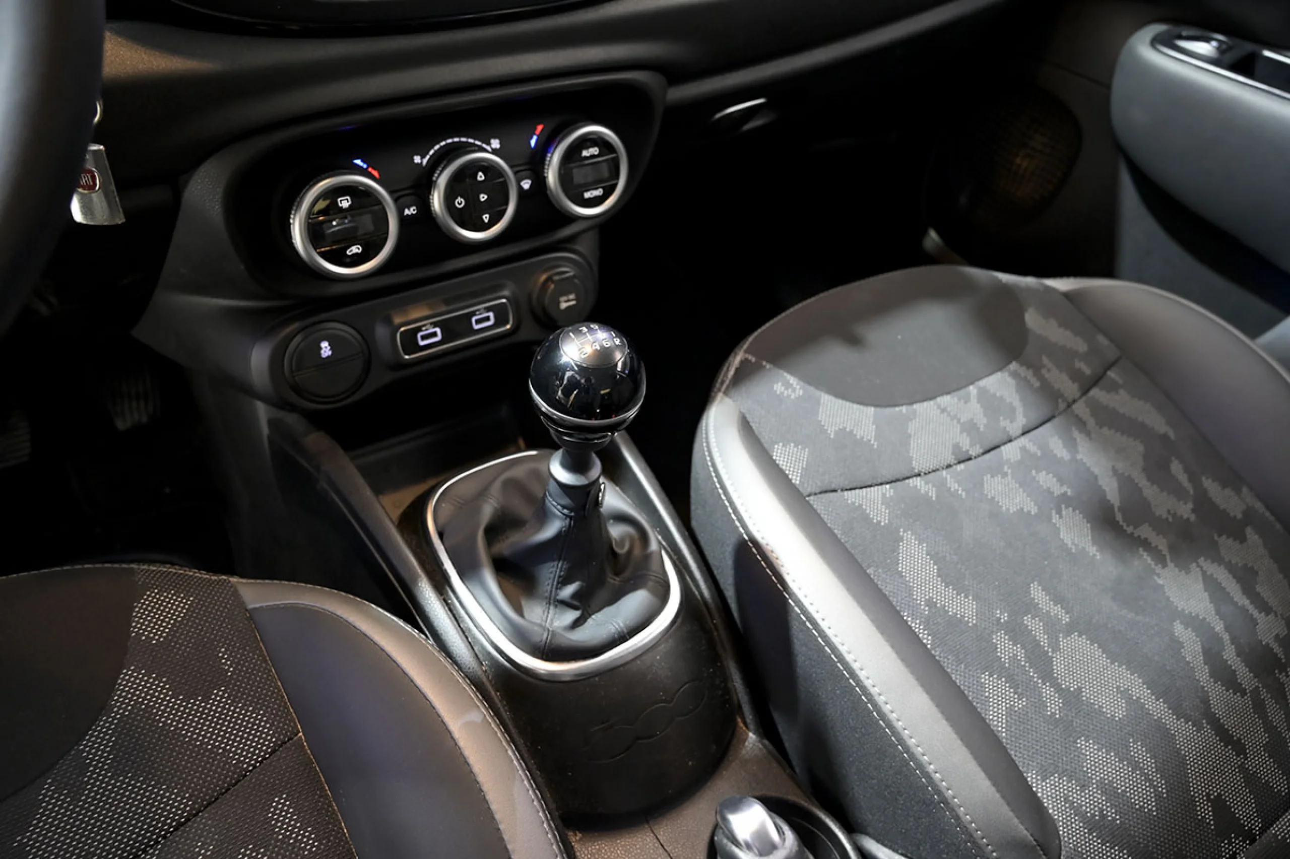 Fiat 500L Cross 1.4 16v 70 kW 95 CV SS - Foto 32