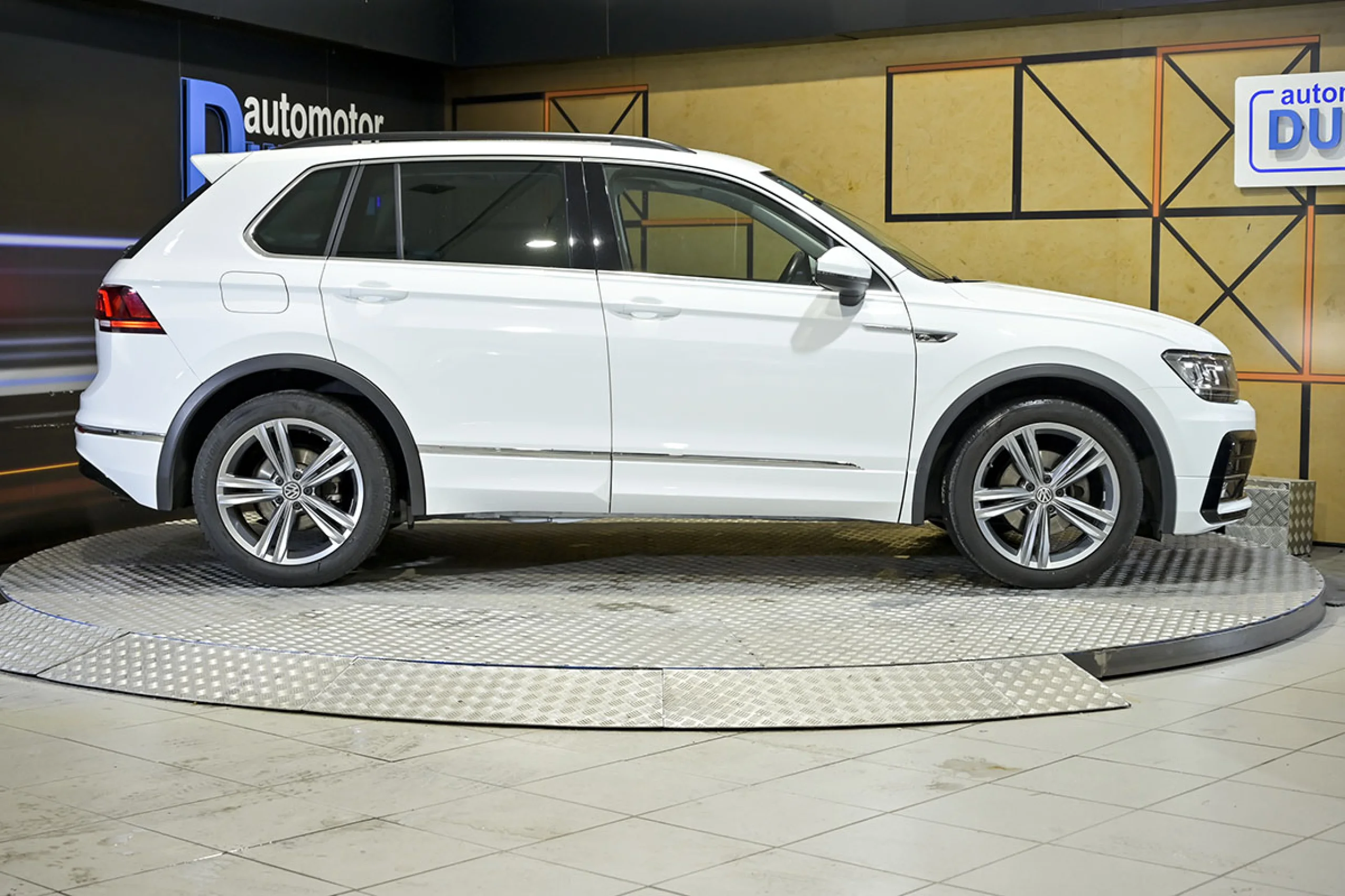 Volkswagen Tiguan Advance 2.0 TDI 110kW 150CV DSG - Foto 20