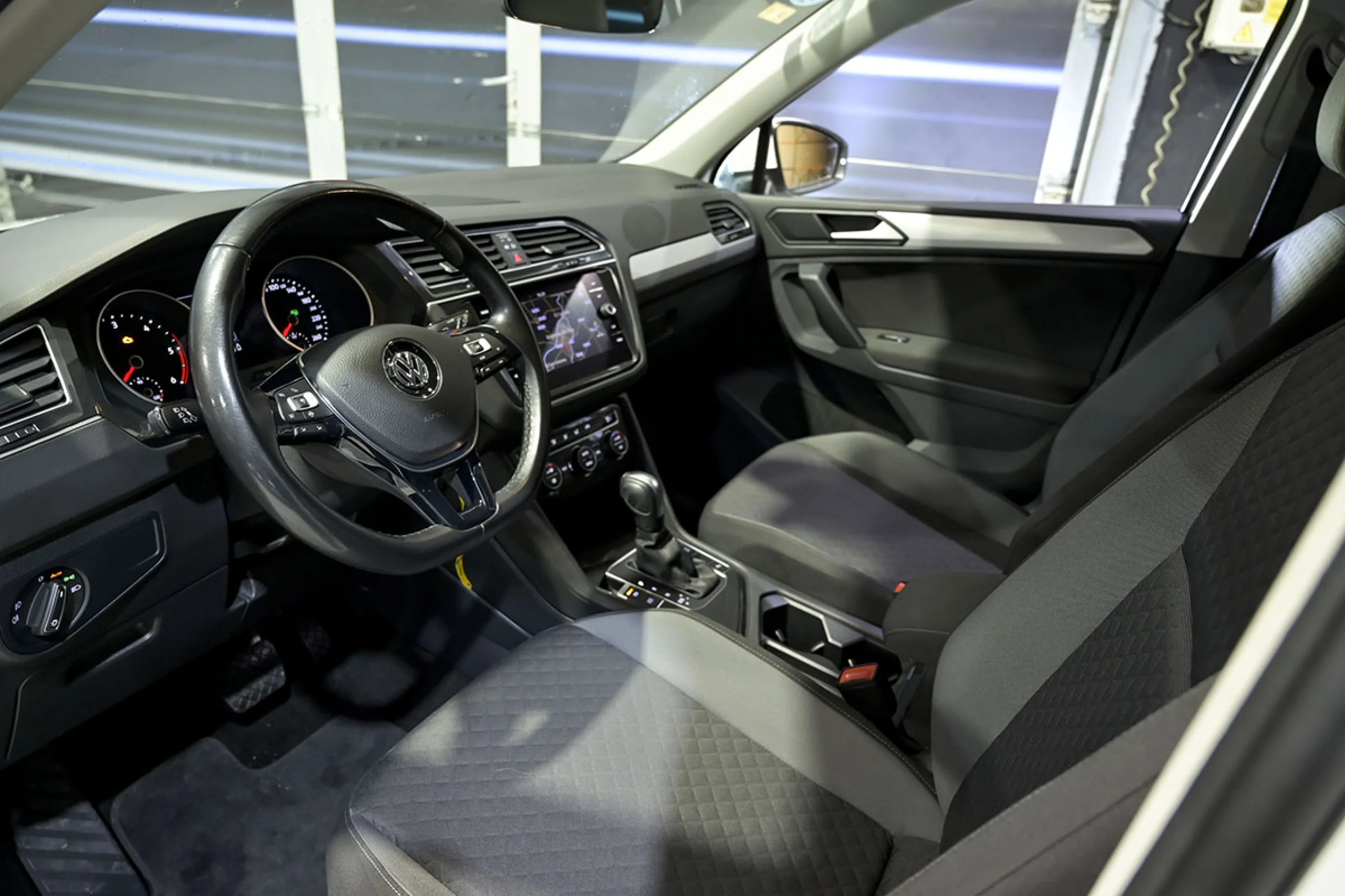 Volkswagen Tiguan Advance 2.0 TDI 110kW 150CV DSG - Foto 6