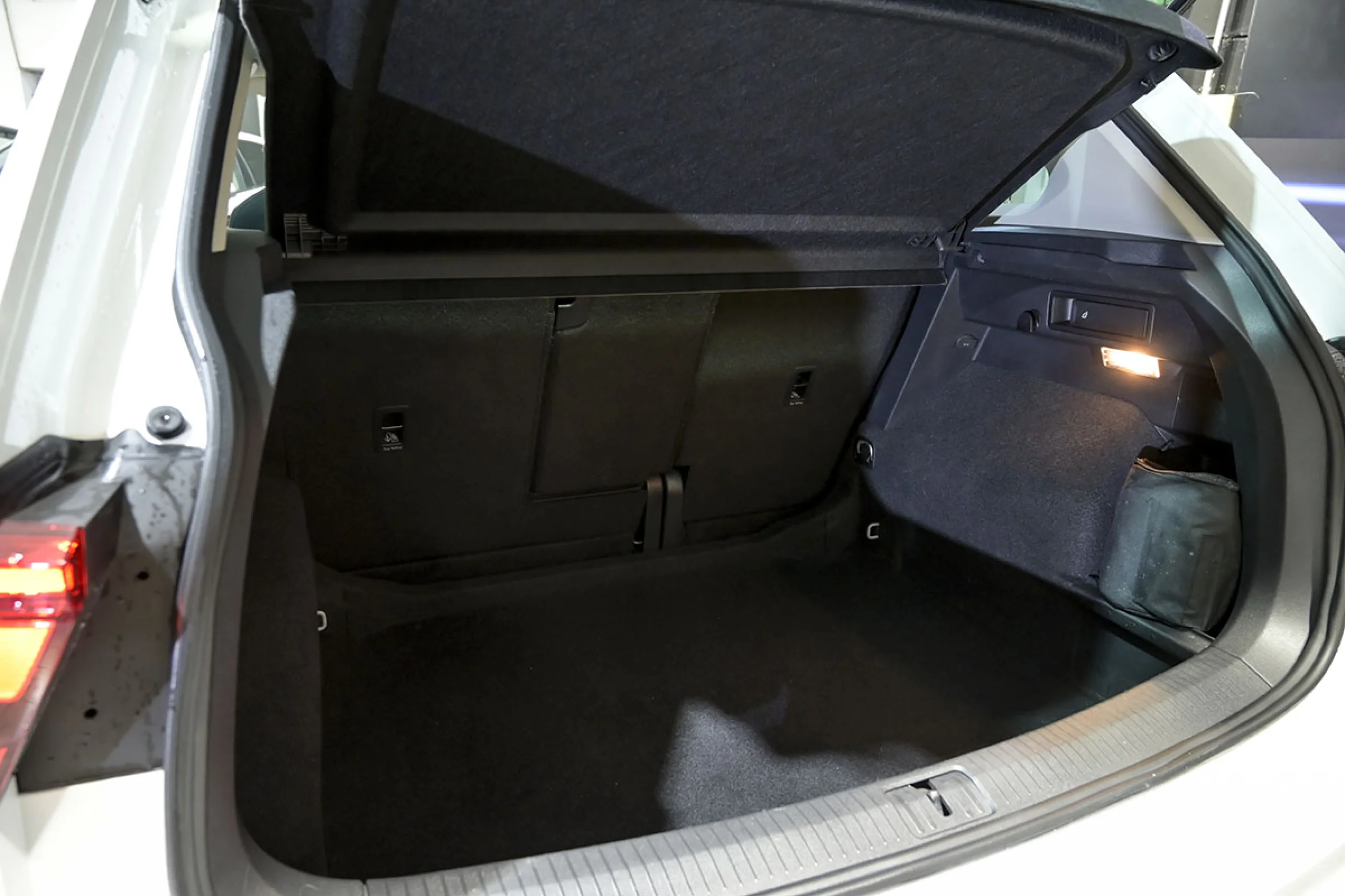 Volkswagen Tiguan Advance 2.0 TDI 110kW 150CV DSG - Foto 12