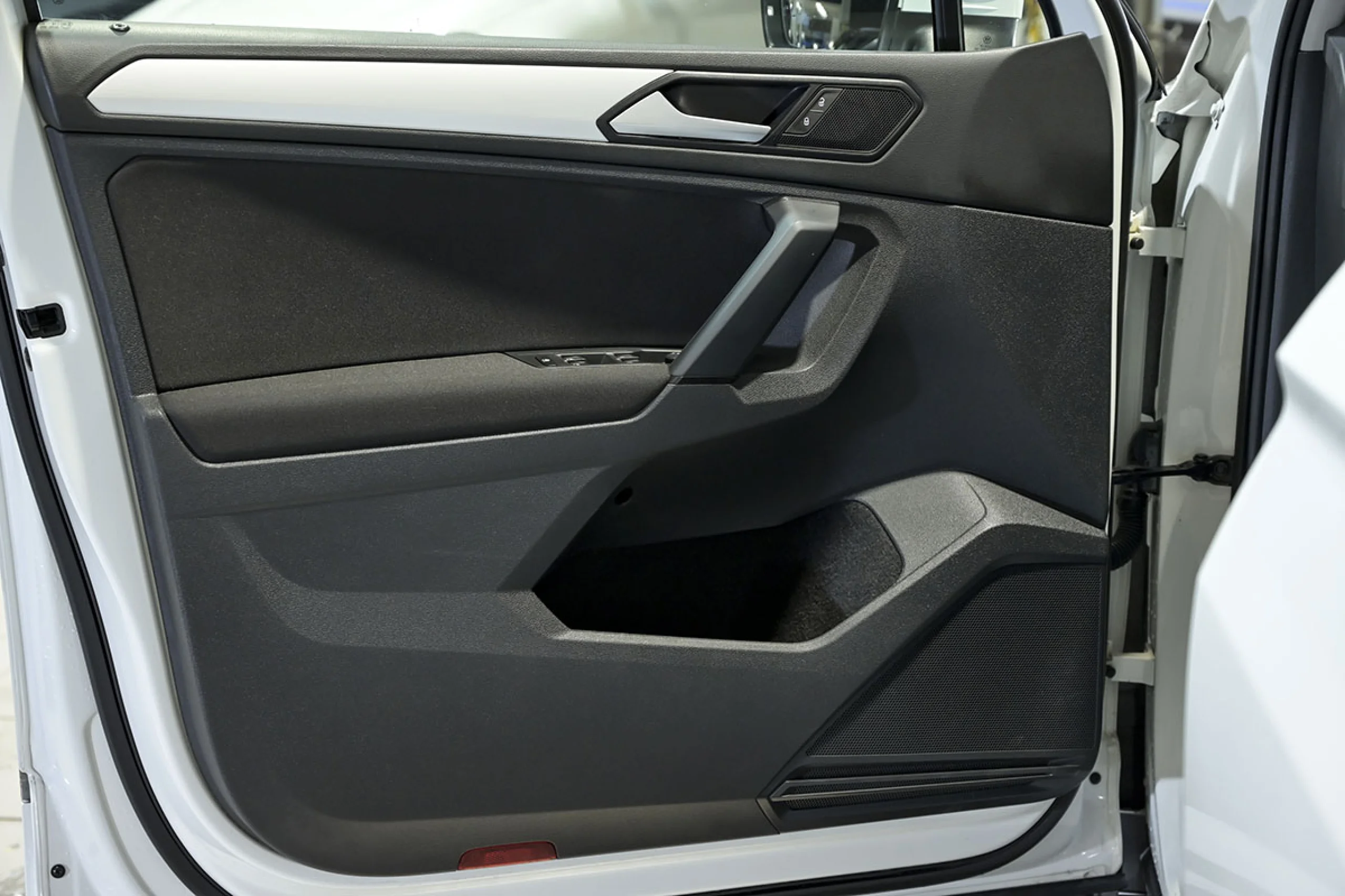 Volkswagen Tiguan Advance 2.0 TDI 110kW 150CV DSG - Foto 22