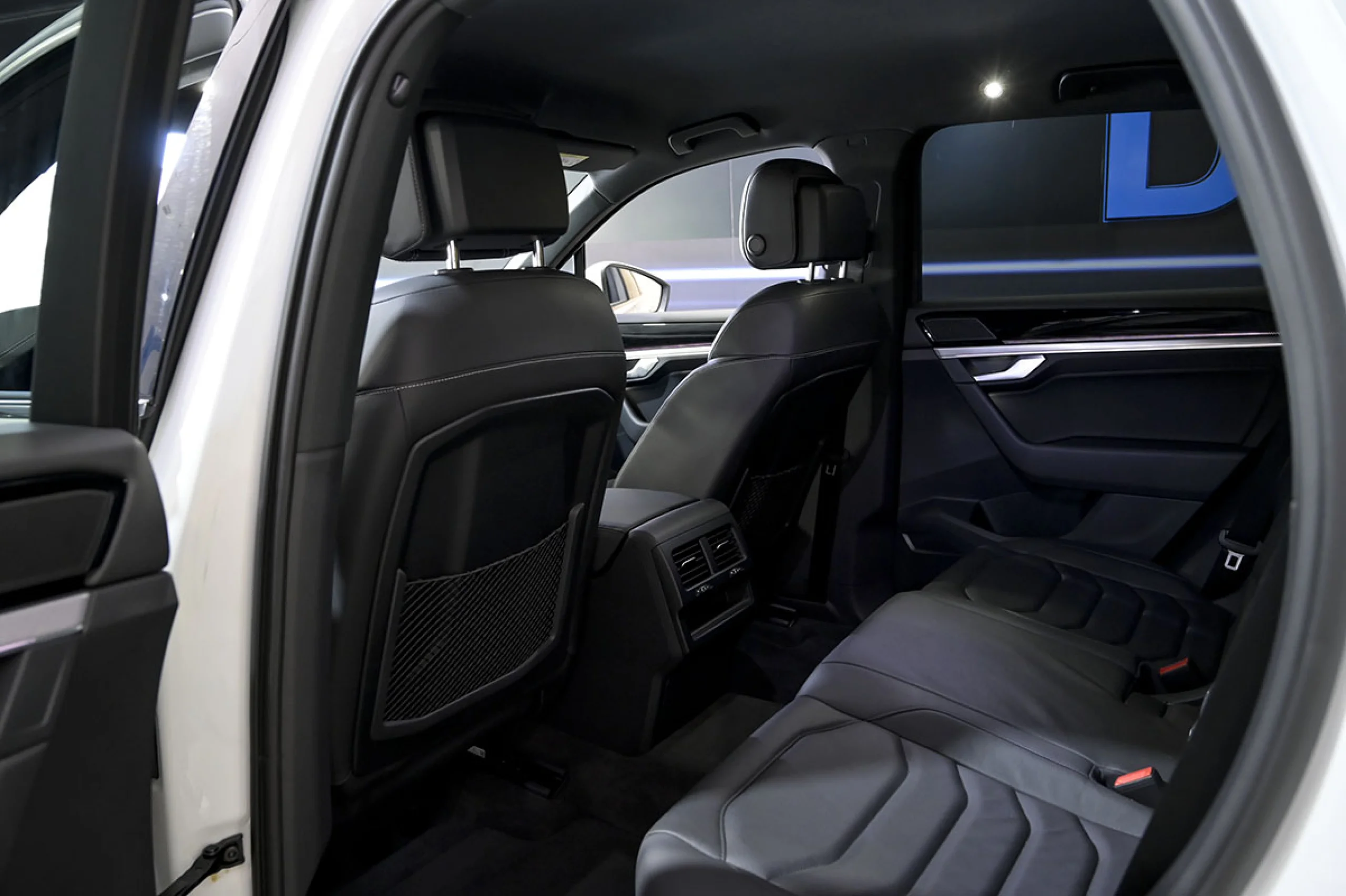 Volkswagen Touareg Prem Eleg 3.0 V6 TDI 210kW Tip 4M - Foto 14