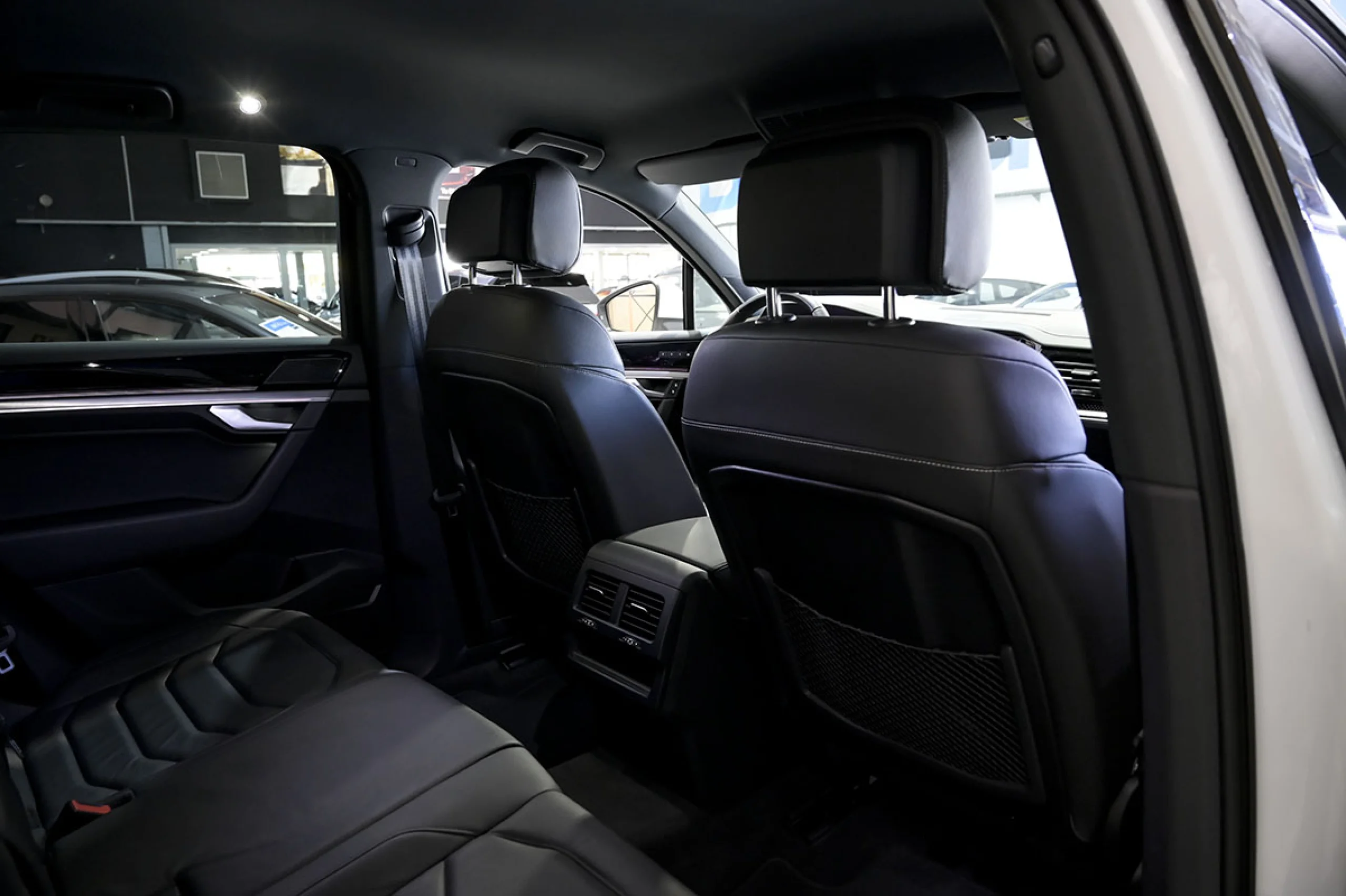 Volkswagen Touareg Prem Eleg 3.0 V6 TDI 210kW Tip 4M - Foto 13