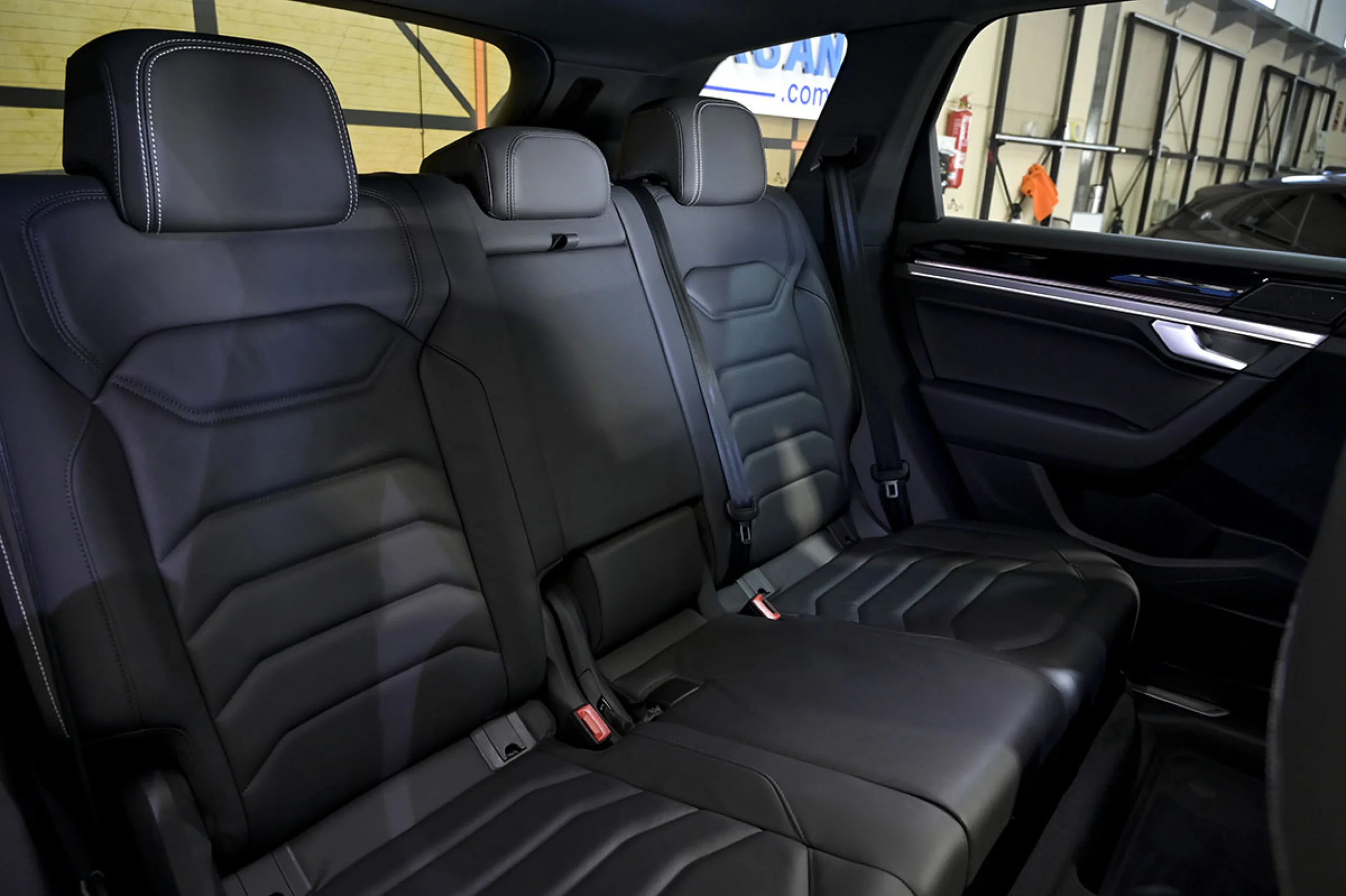 Volkswagen Touareg Prem Eleg 3.0 V6 TDI 210kW Tip 4M - Foto 16