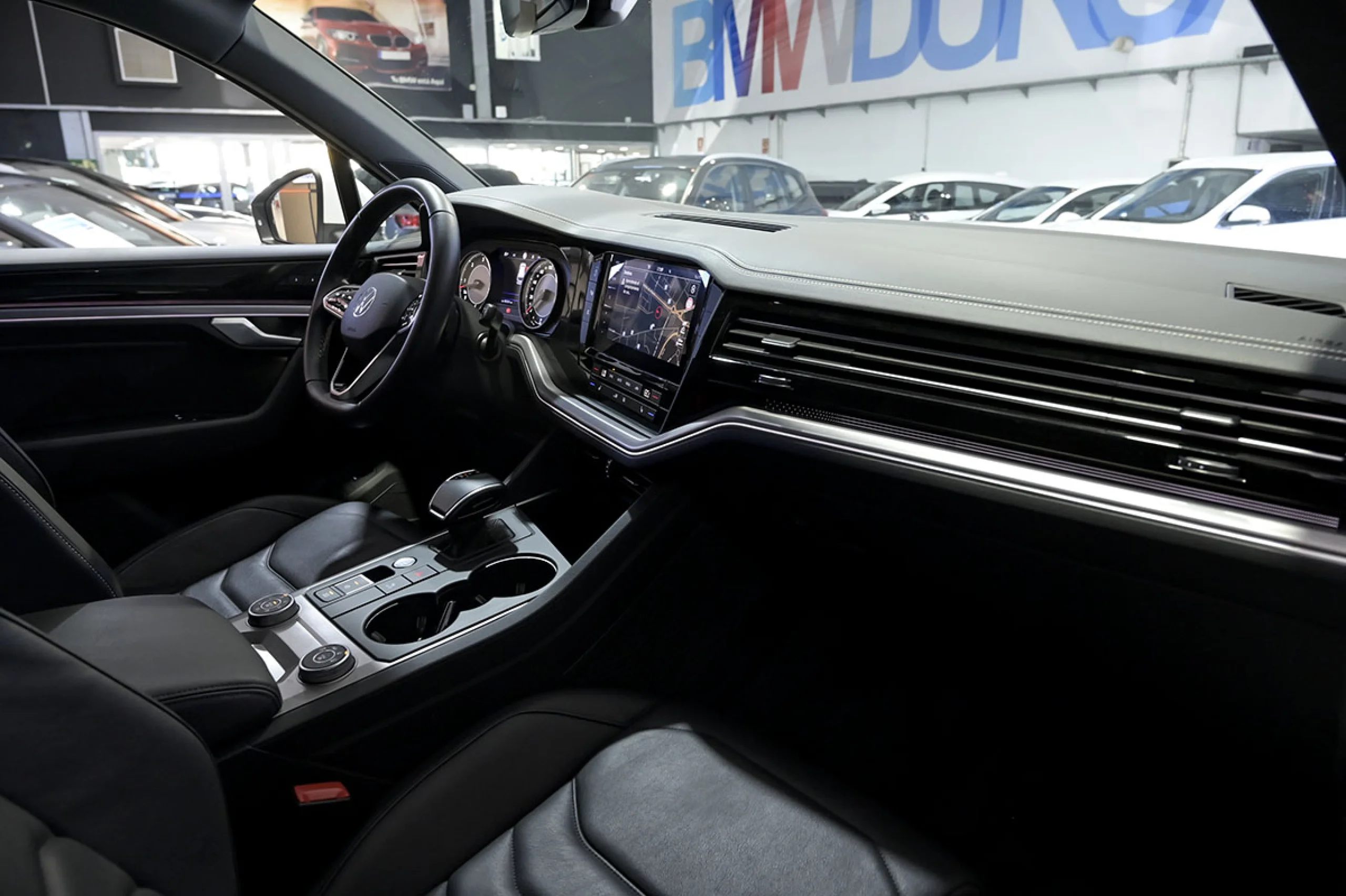 Volkswagen Touareg Prem Eleg 3.0 V6 TDI 210kW Tip 4M - Foto 30