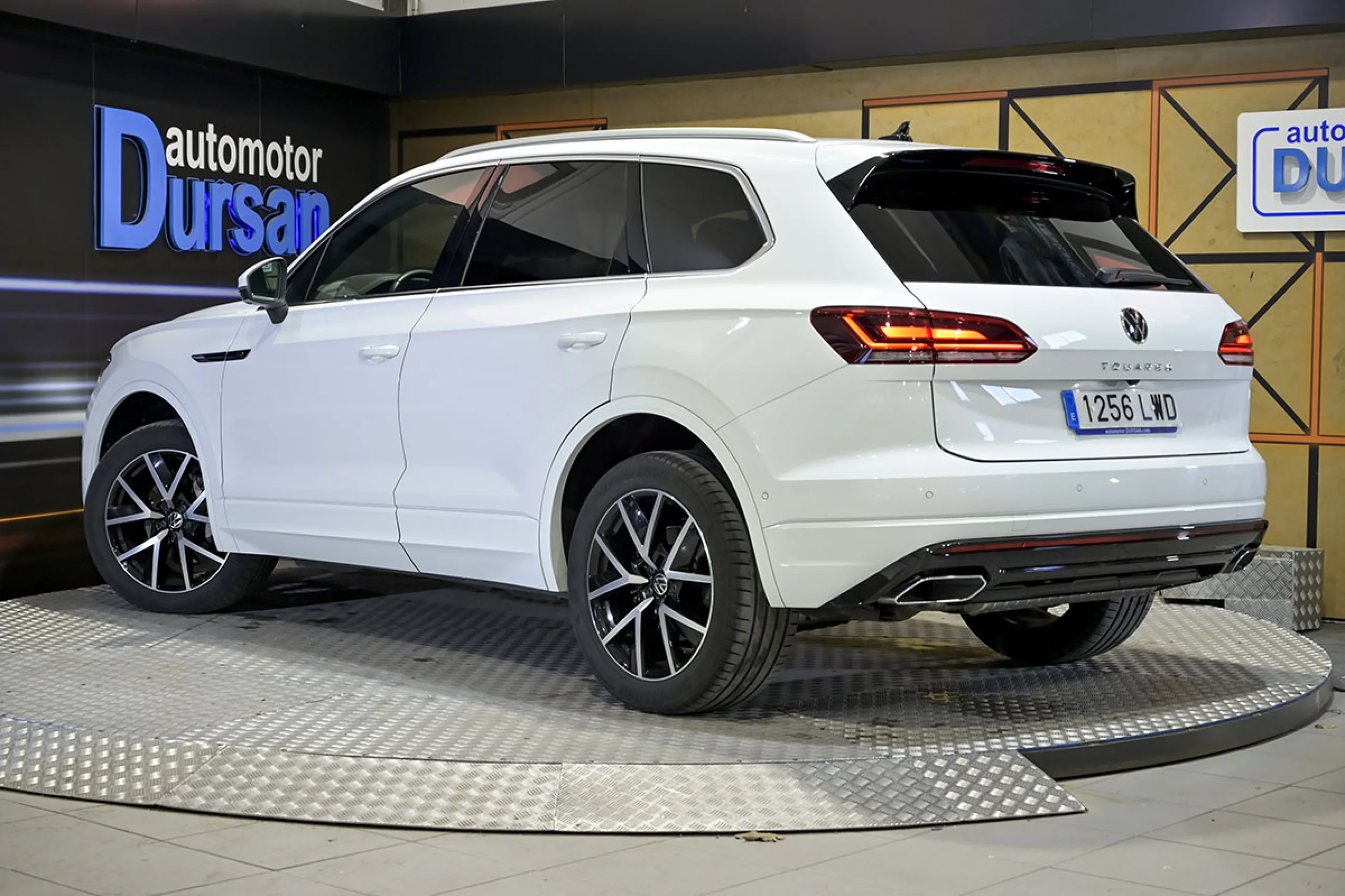 Volkswagen Touareg Prem Eleg 3.0 V6 TDI 210kW Tip 4M - Foto 4