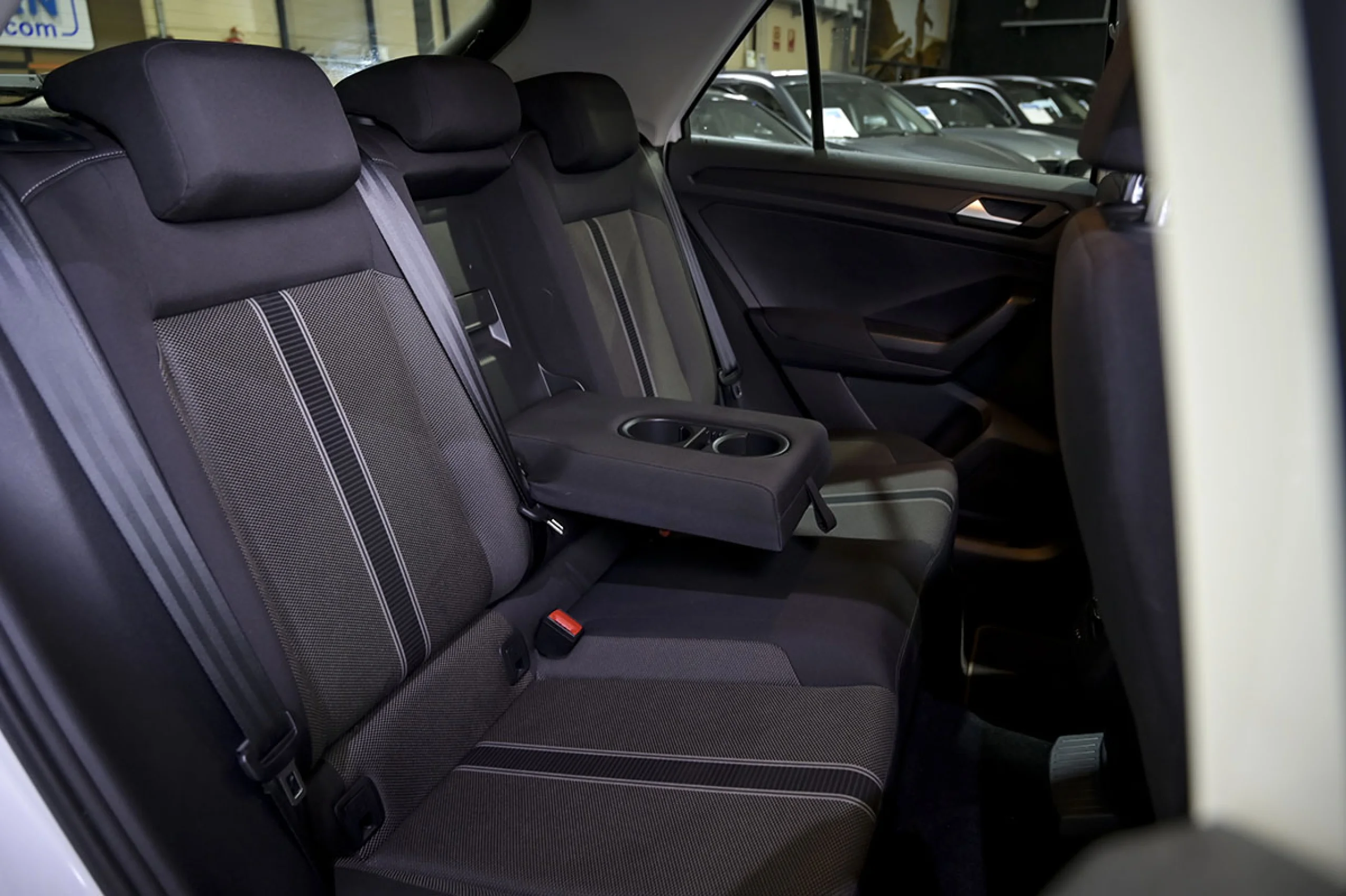 Volkswagen T-Roc Advance 1.0 TSI 85kW 115CV - Foto 18