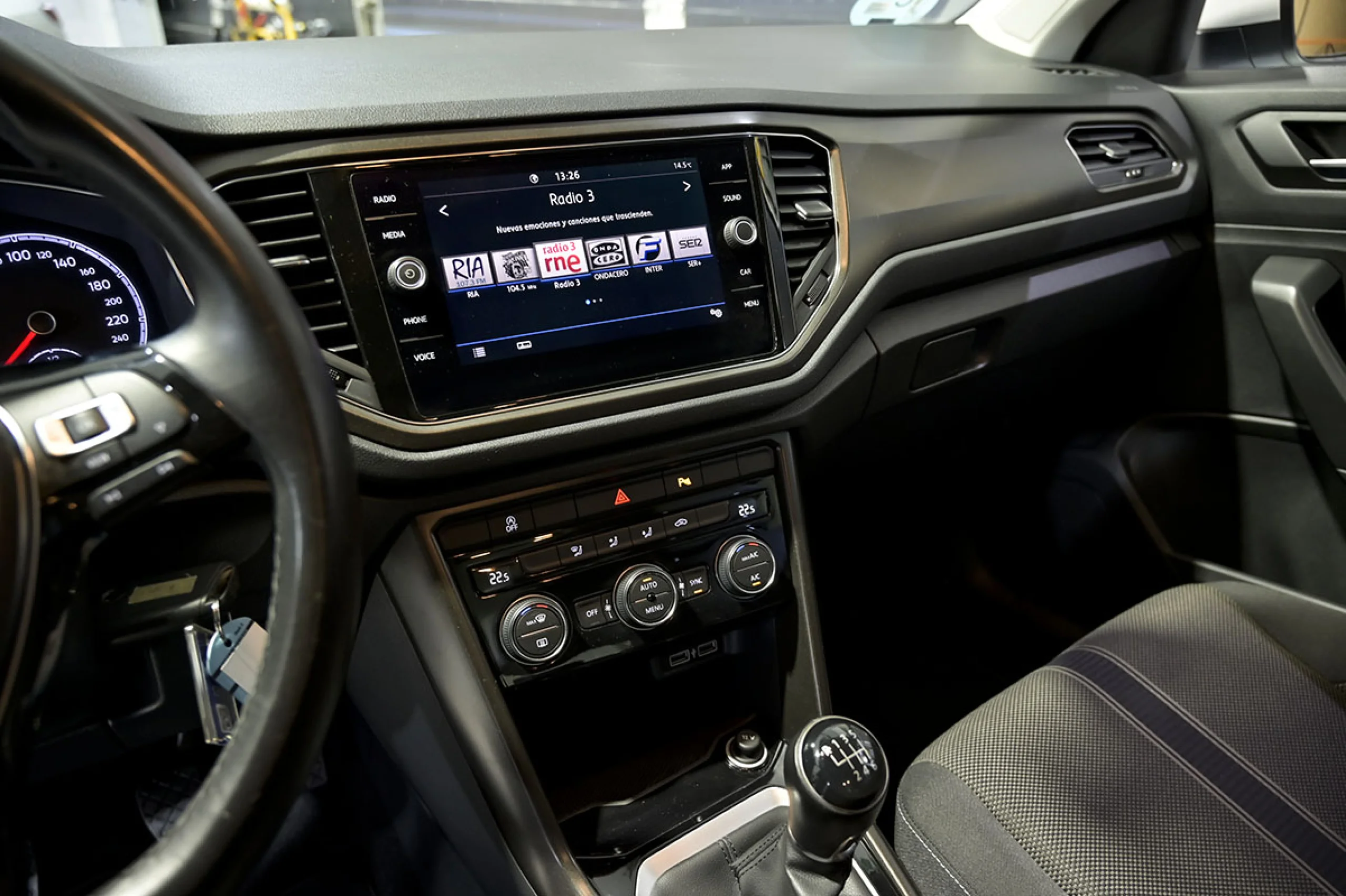 Volkswagen T-Roc Advance 1.0 TSI 85kW 115CV - Foto 28