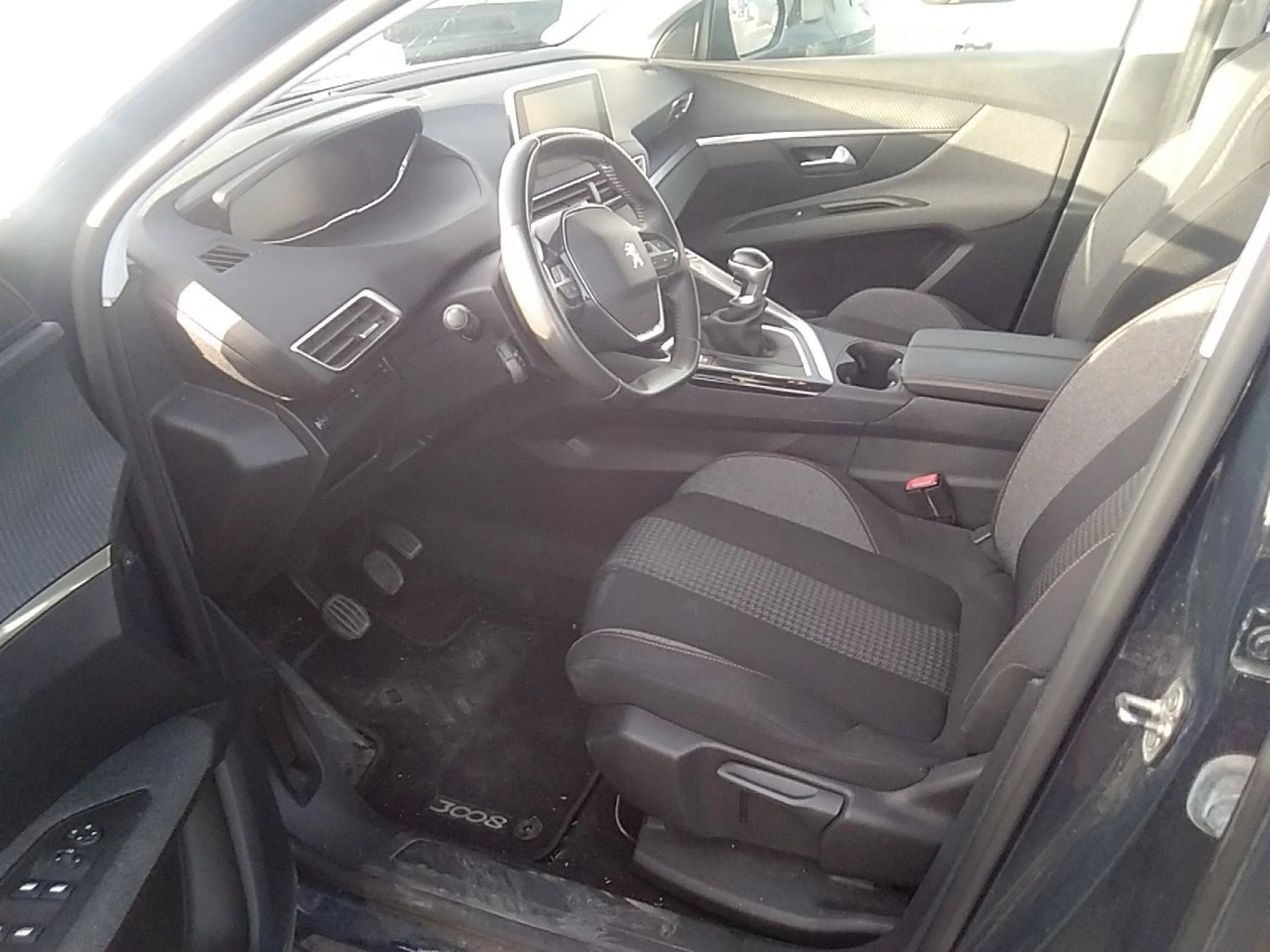 Peugeot 3008 1.5L BlueHDi 96kW (130CV) S&amp;S Active - Foto 7