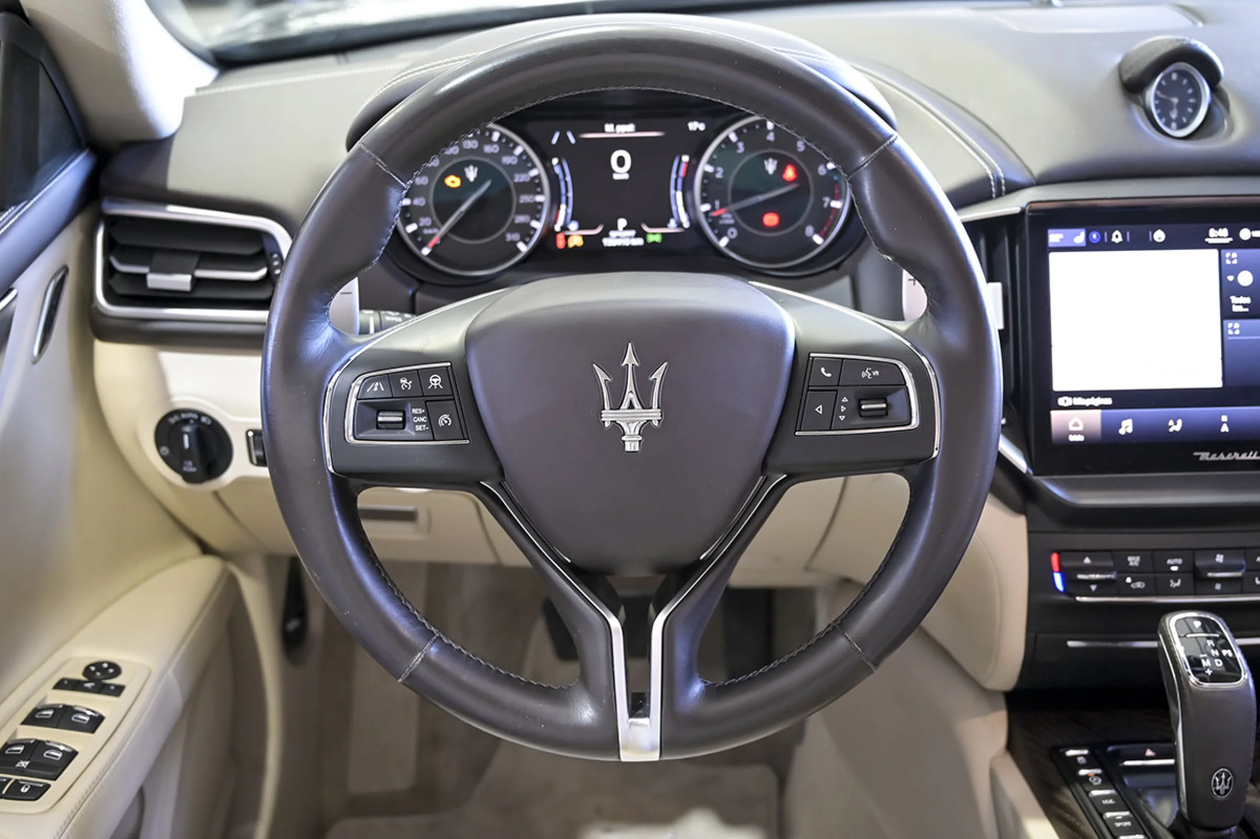 Maserati Ghibli Executive L4 330CV HybridGasolina RWD - Foto 24