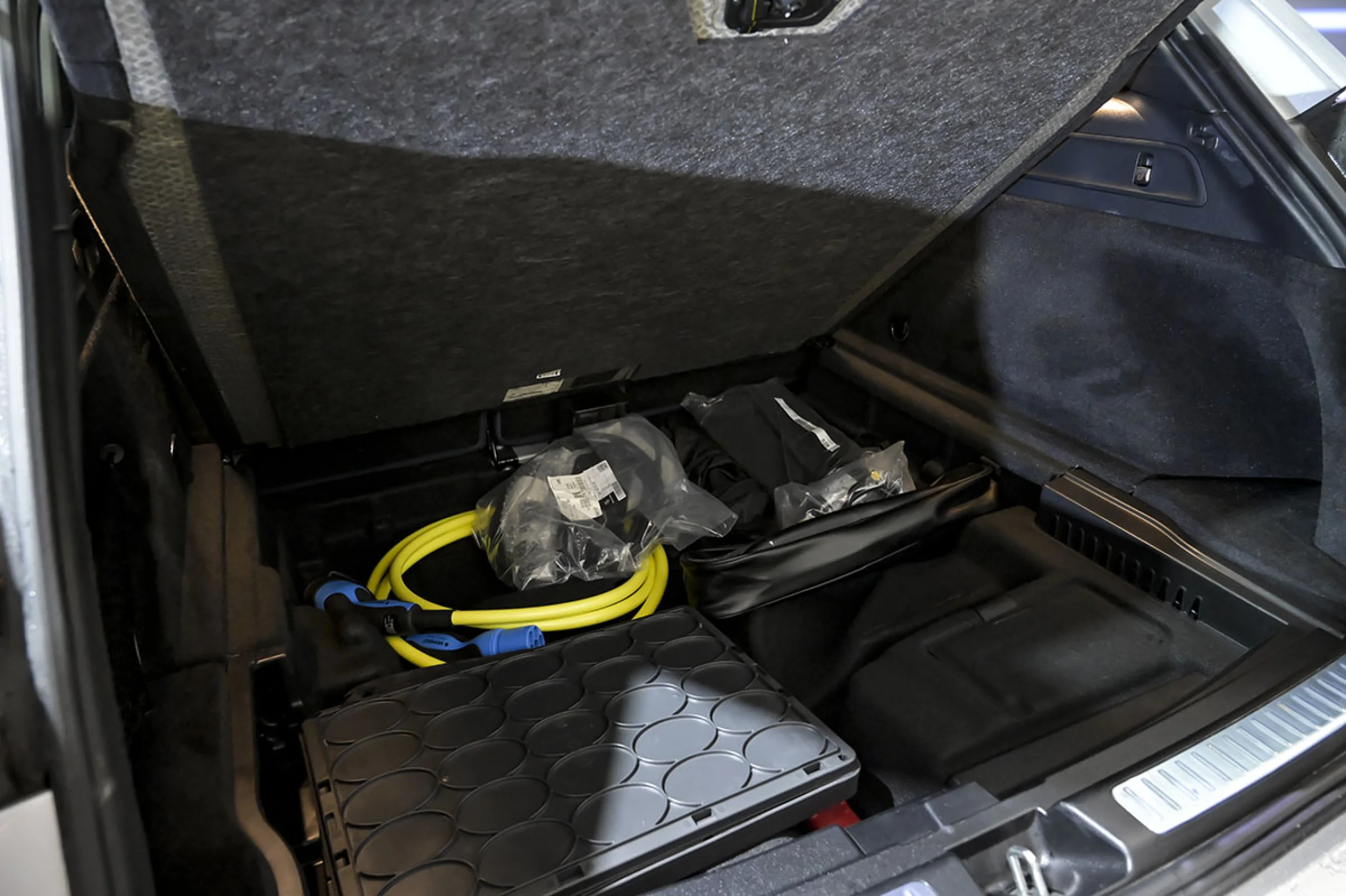 Mercedes-Benz EQC 400 MERCEDES-BENZ EQC EQC 400 4MATIC - Foto 12