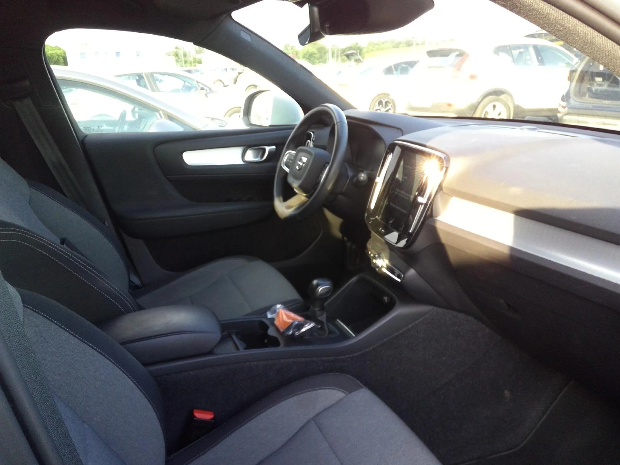 Volvo XC 40 XC40 2.0 D3 Momentum Pro - Foto 5