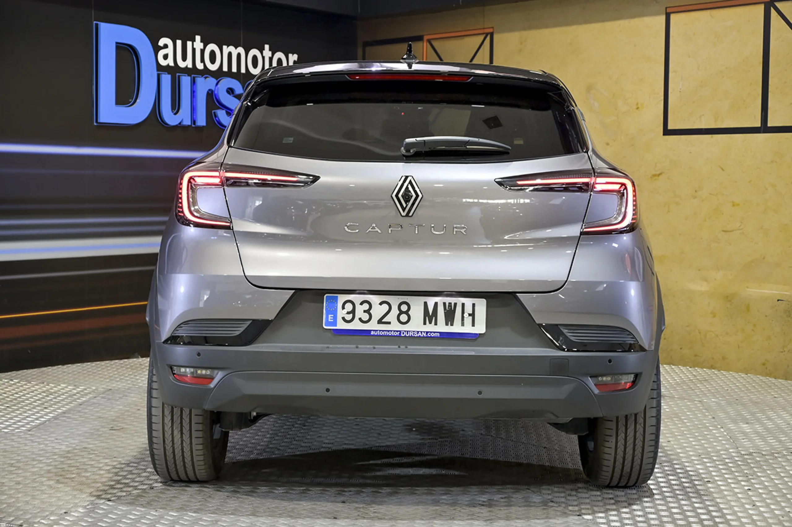 Renault Captur techno TCe 103 kW 140CV mild hybrid - Foto 12
