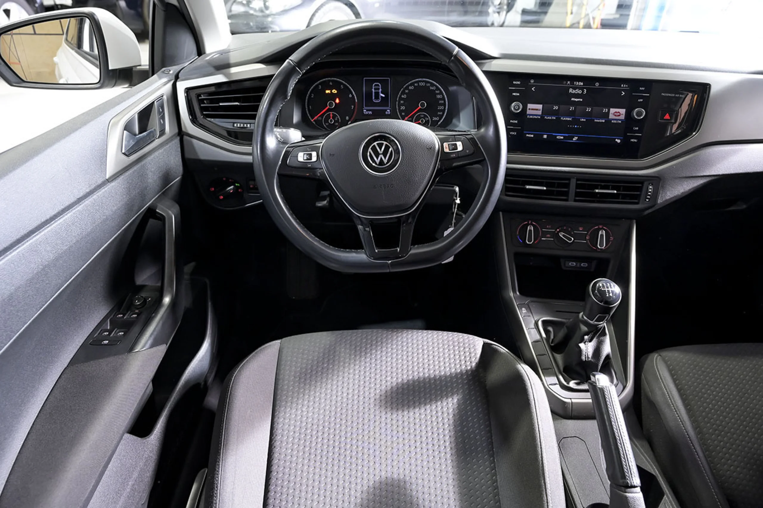 Volkswagen Polo Advance 1.0 TSI 70kW 95CV - Foto 30